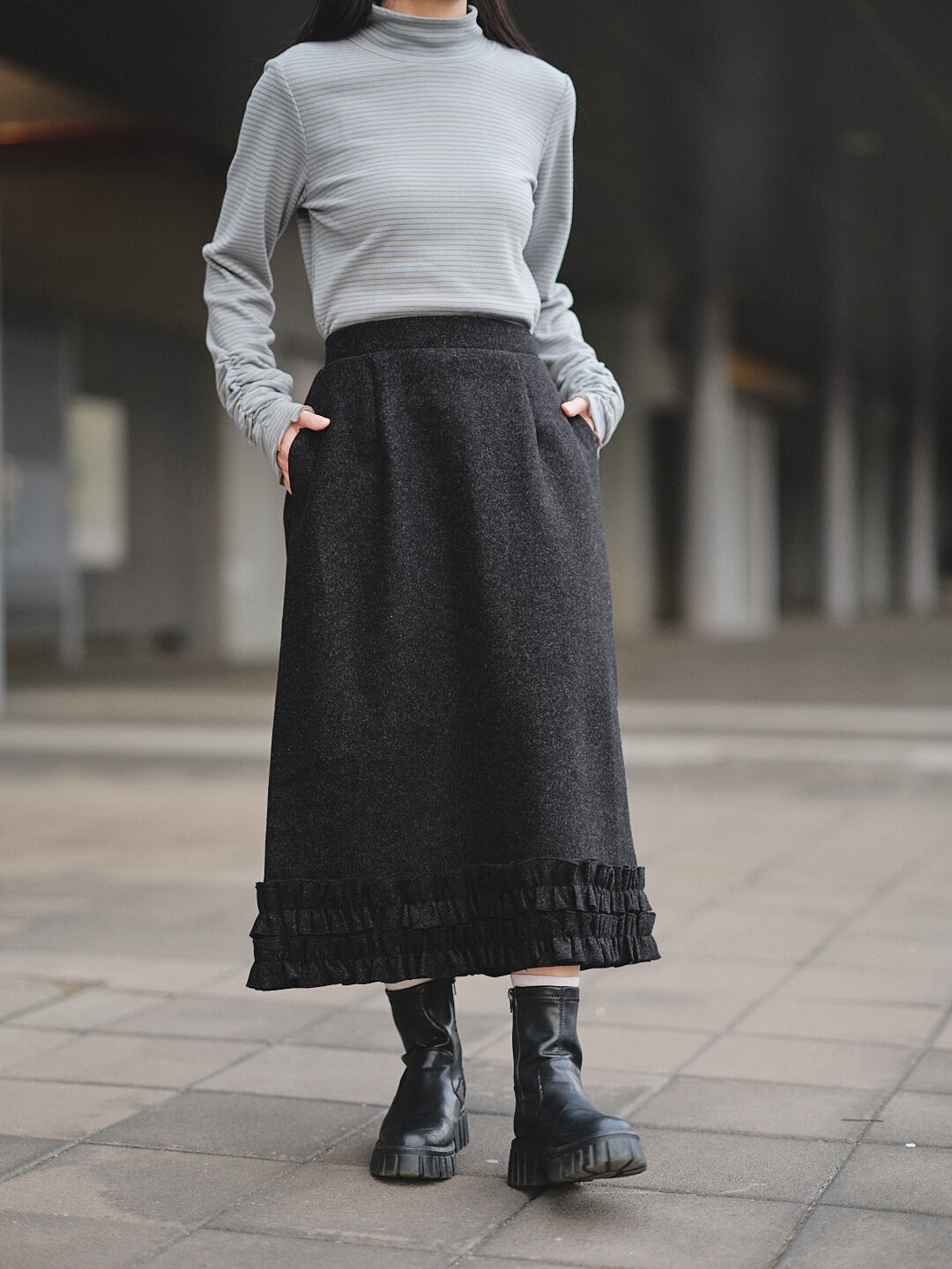 (限量新增色)倫敦霧時分！毛呢荷葉邊裙