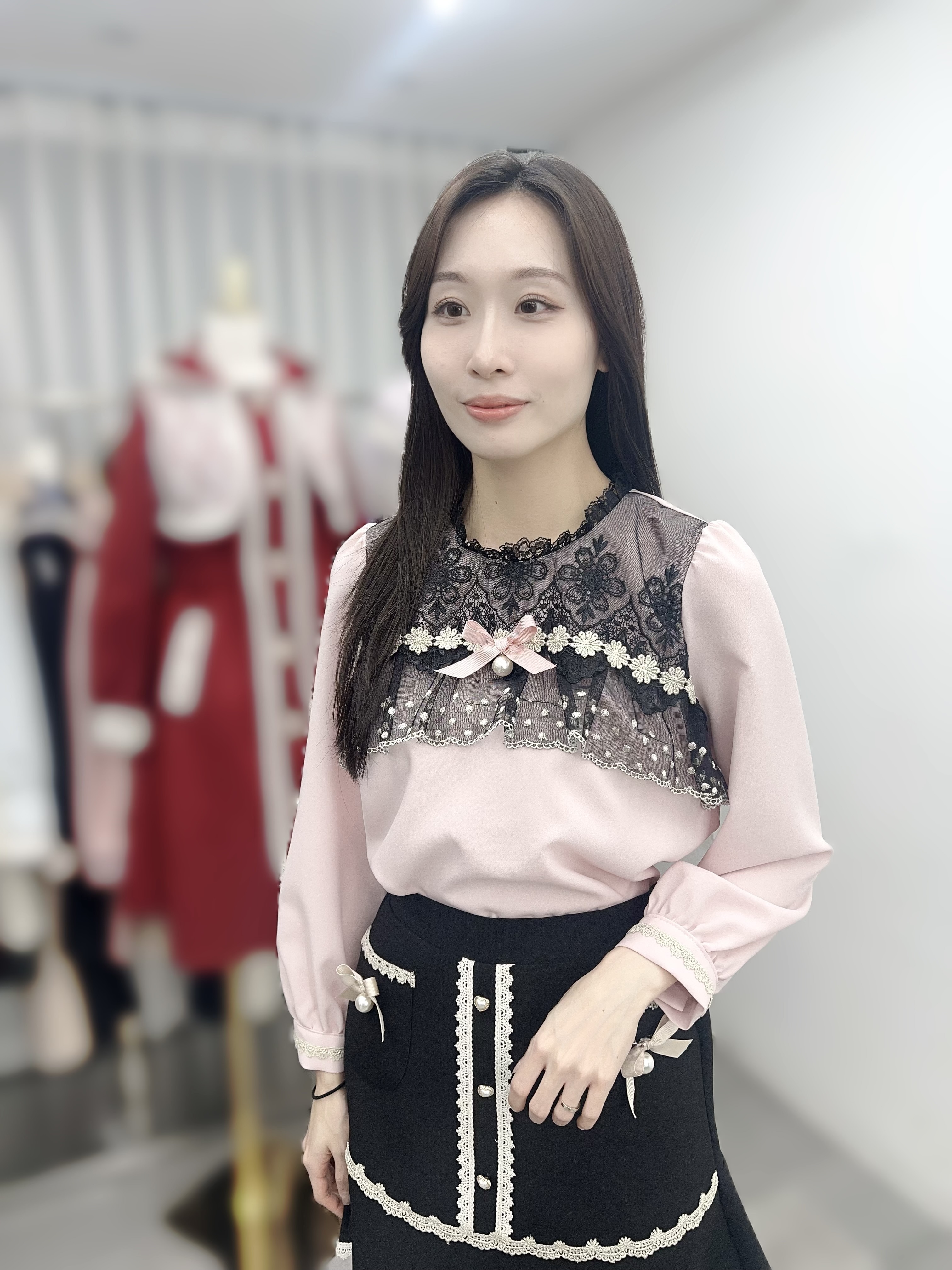 P29  胸42 長26 $509 (一口價)