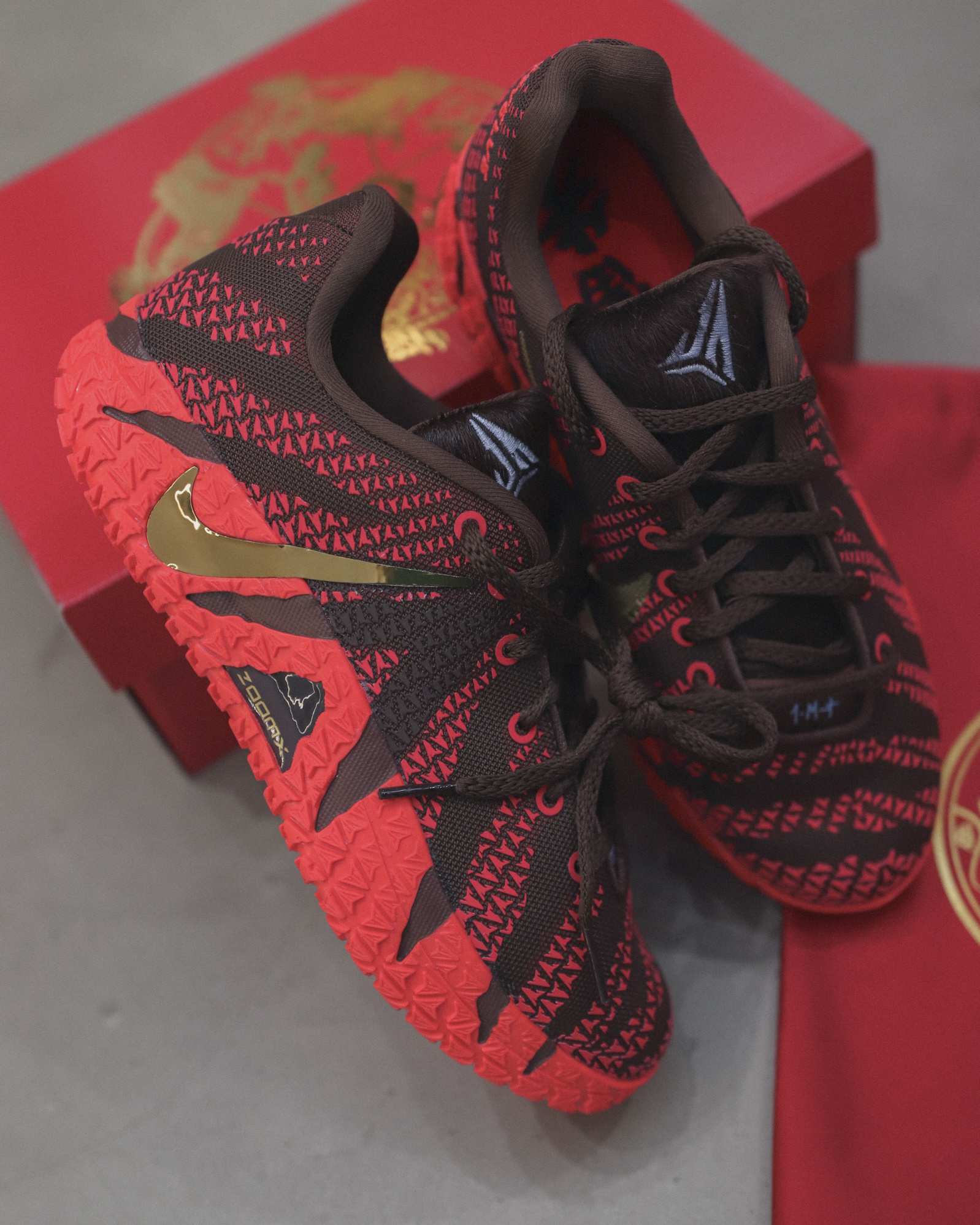 〈門市現貨〉童鞋 女鞋 NIKE JA 3 GS 馬年 CNY 紅色 MORANT 莫蘭特 回彈 實戰 緩震 籃球鞋【IB4776-200】JA3