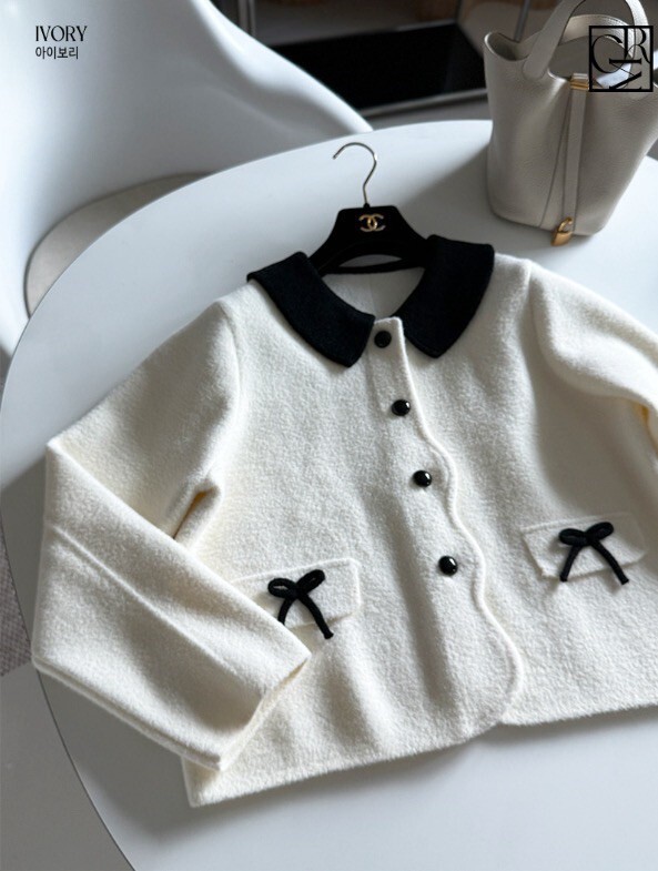 配色領片蝴蝶結造型排釦毛呢外套-F / 2色