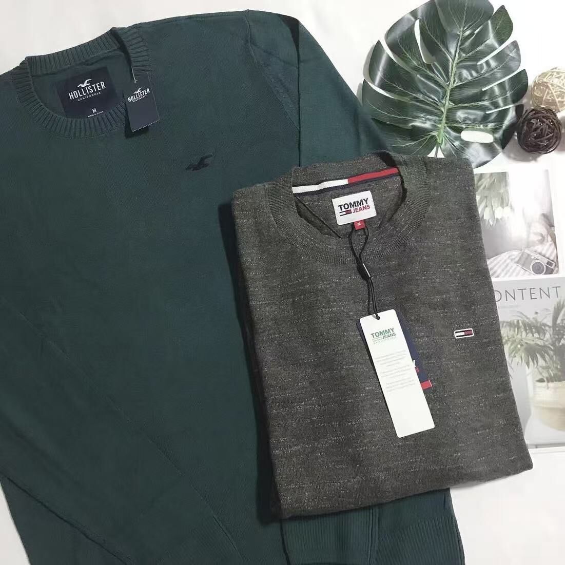 HOLLISTER SMALL LOGO  JUMPER