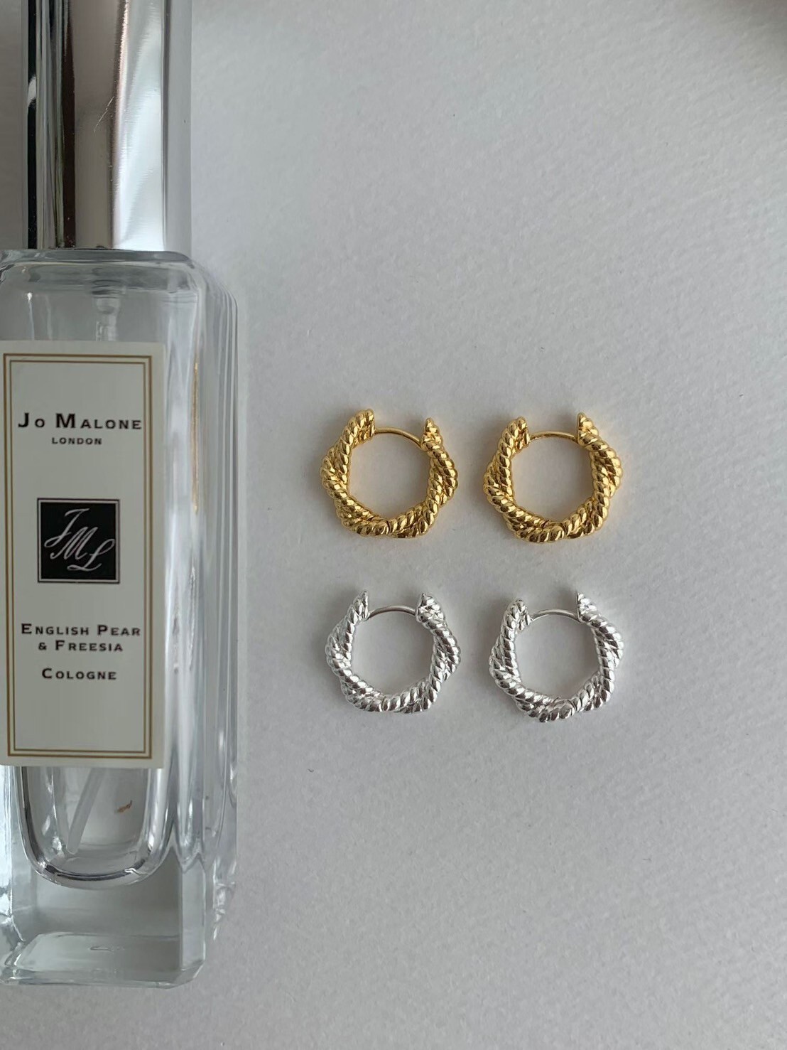 麻花編織滾邊C字耳環 / 2色