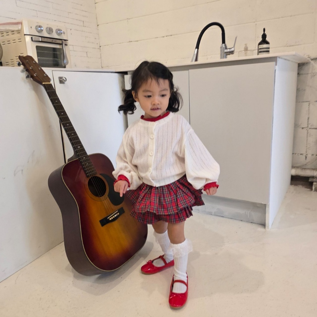 正韓春COLOR 兩色草莓泡泡袖外套