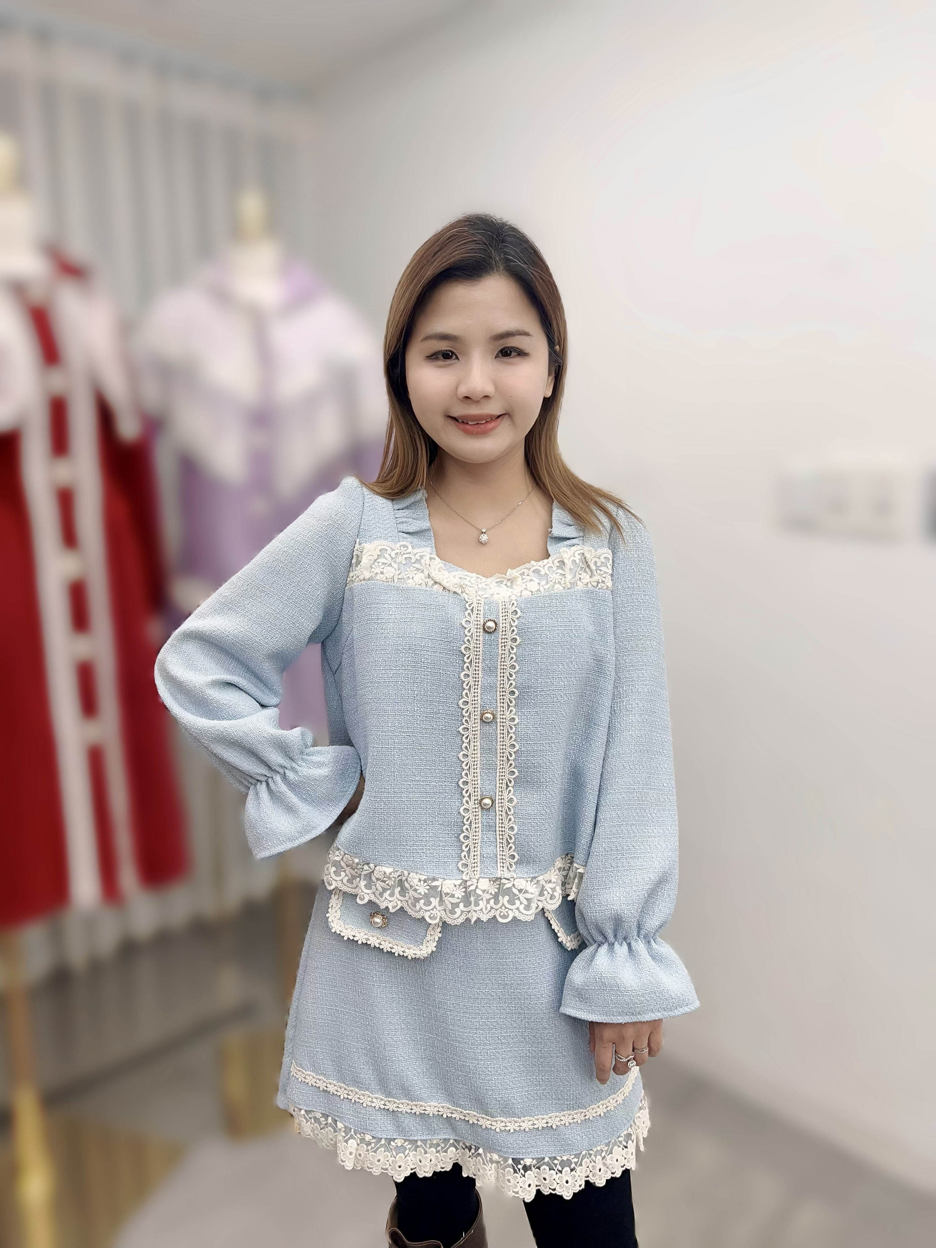 P17  羊毛20%   胸42 長20 $499   (一口價)