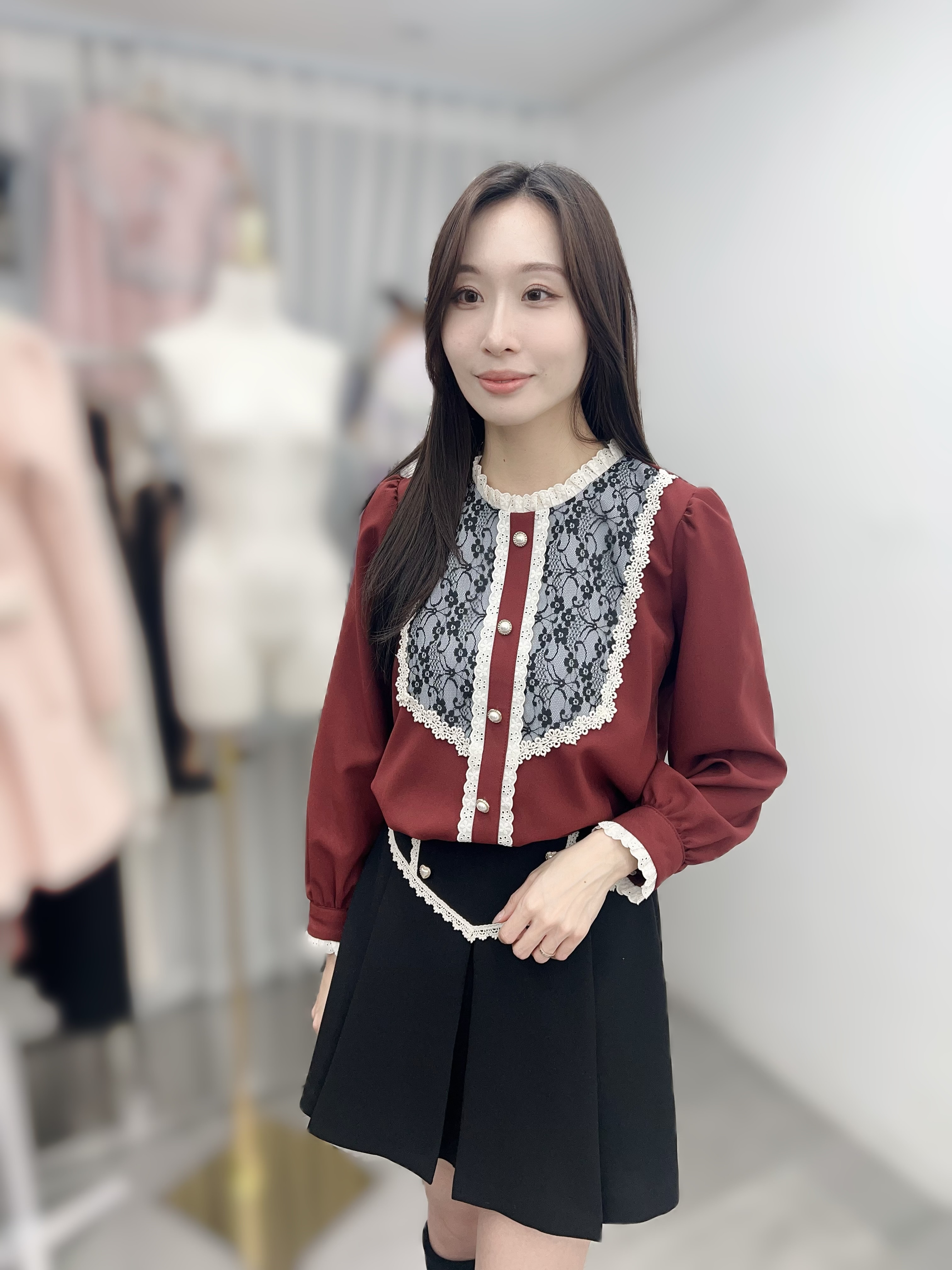 P27  胸42 長26 $599 (一口價)