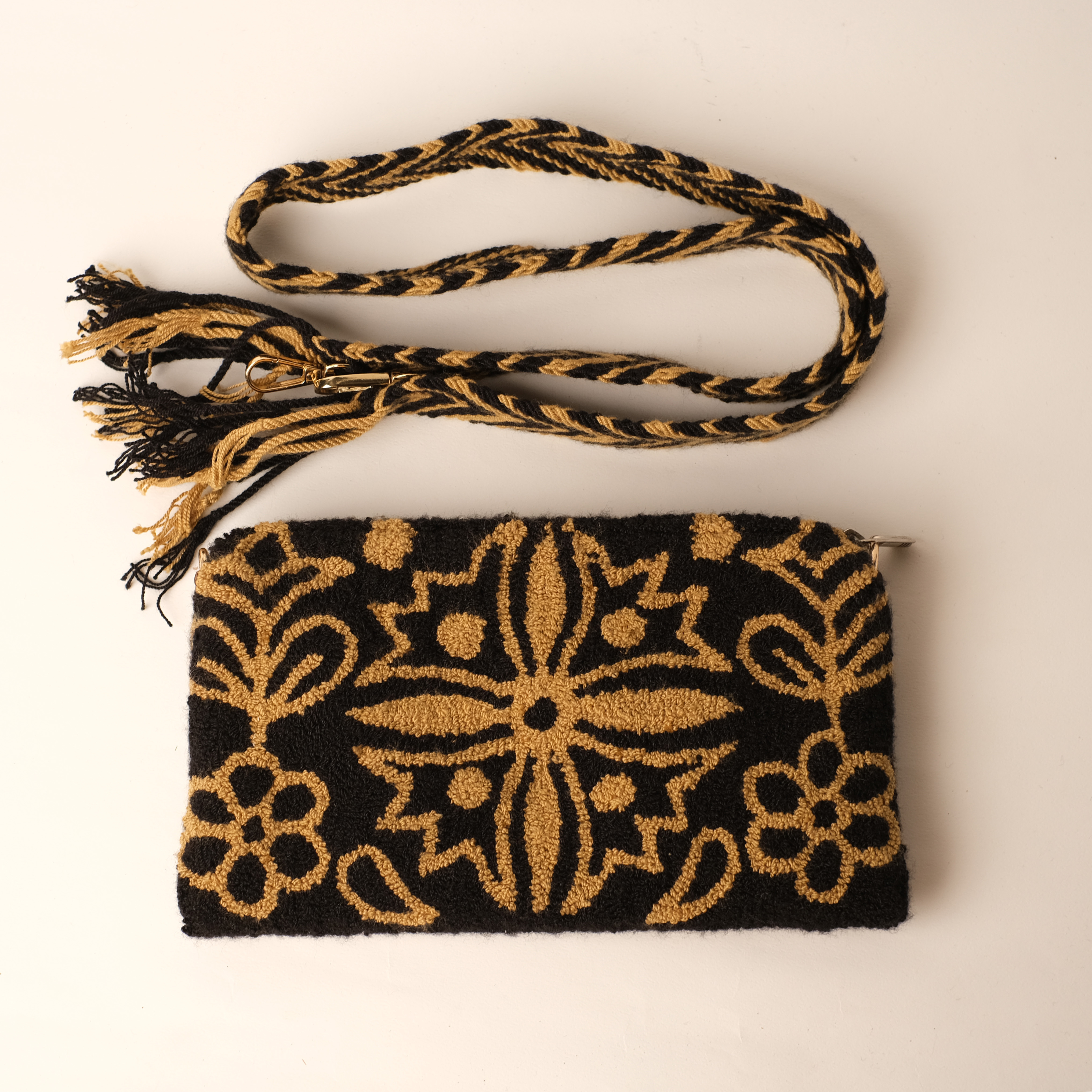 瓦尤戳繡包｜Mexicana - 編織背袋手拿包 B03｜委內瑞拉