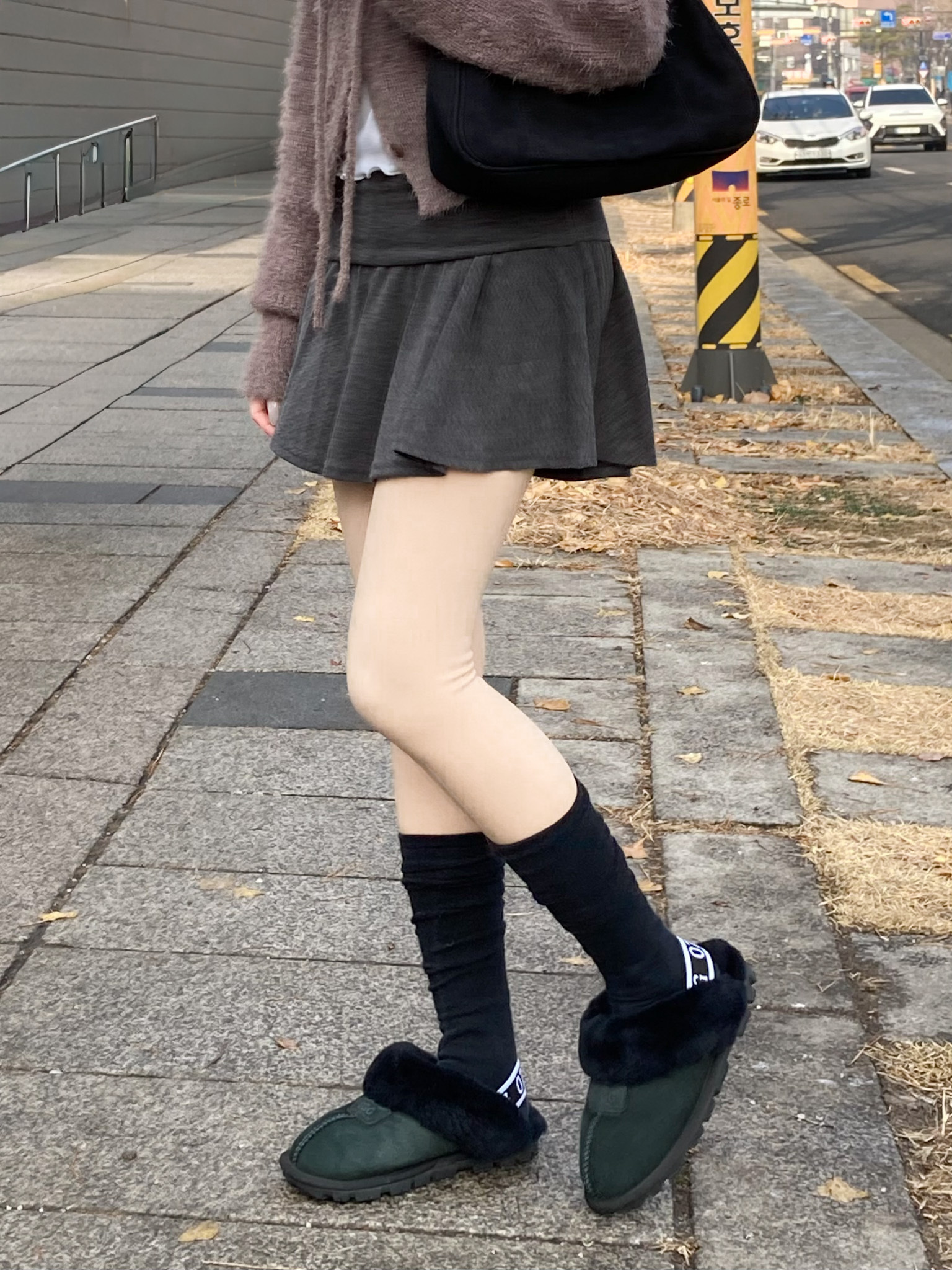 純色滑滑反褶短裙〈🇰🇷DAY 2〉