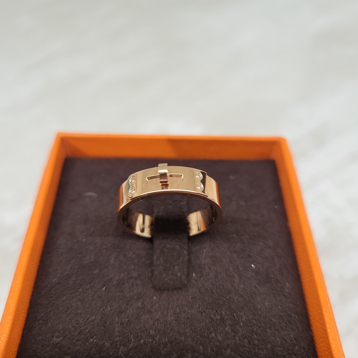 HERMES 18K KELLY RING ROSEGOLD WITH 4 DIAMOND SMALL MODEL