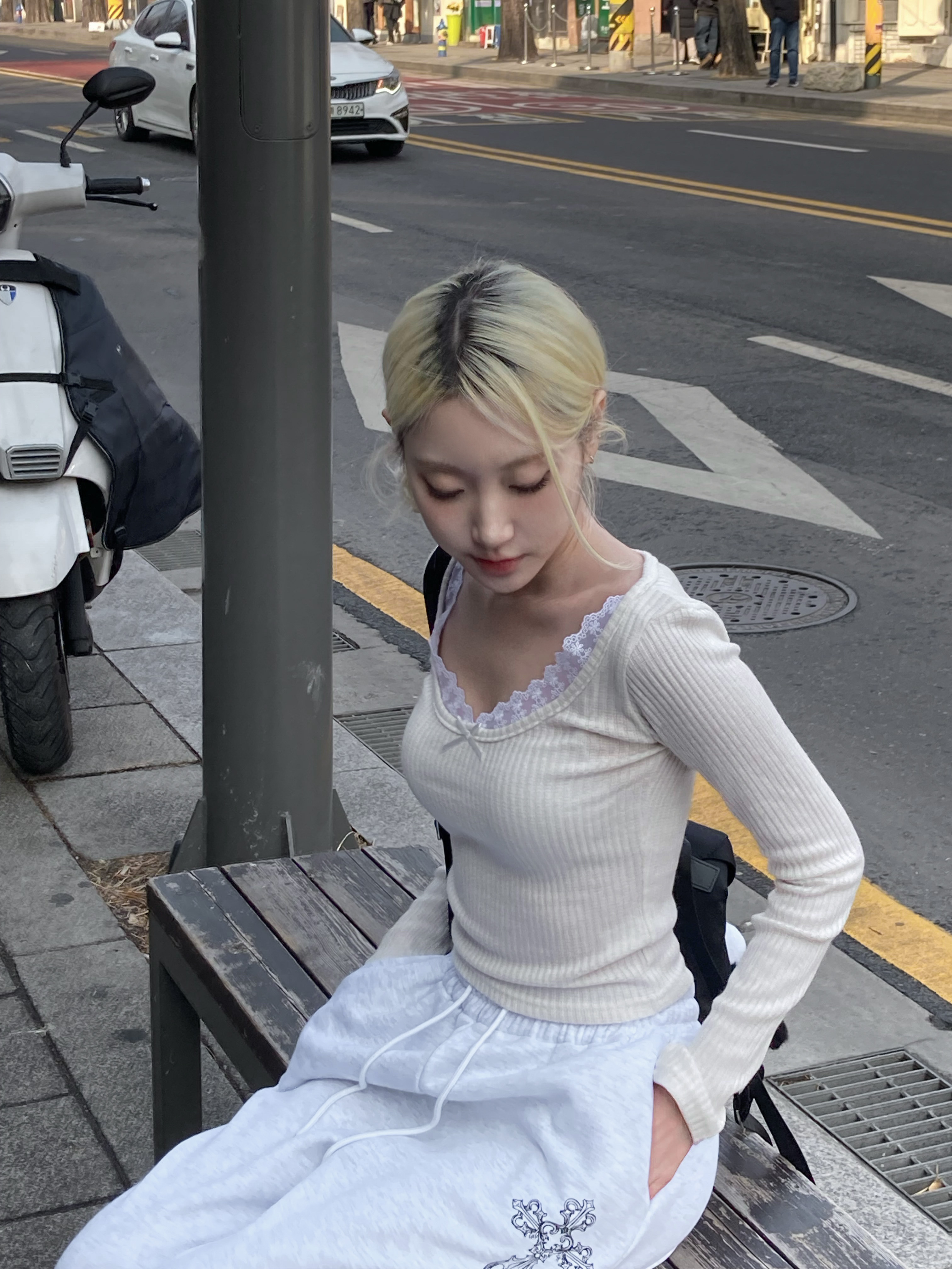 大U領蕾絲蝴蝶結上衣〈🇰🇷DAY 2〉