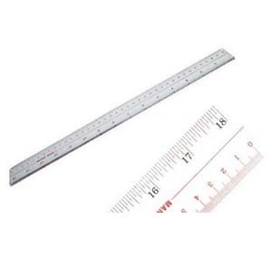 MANOK 105  18"  PLASTIC RULER (45cm) 505836000