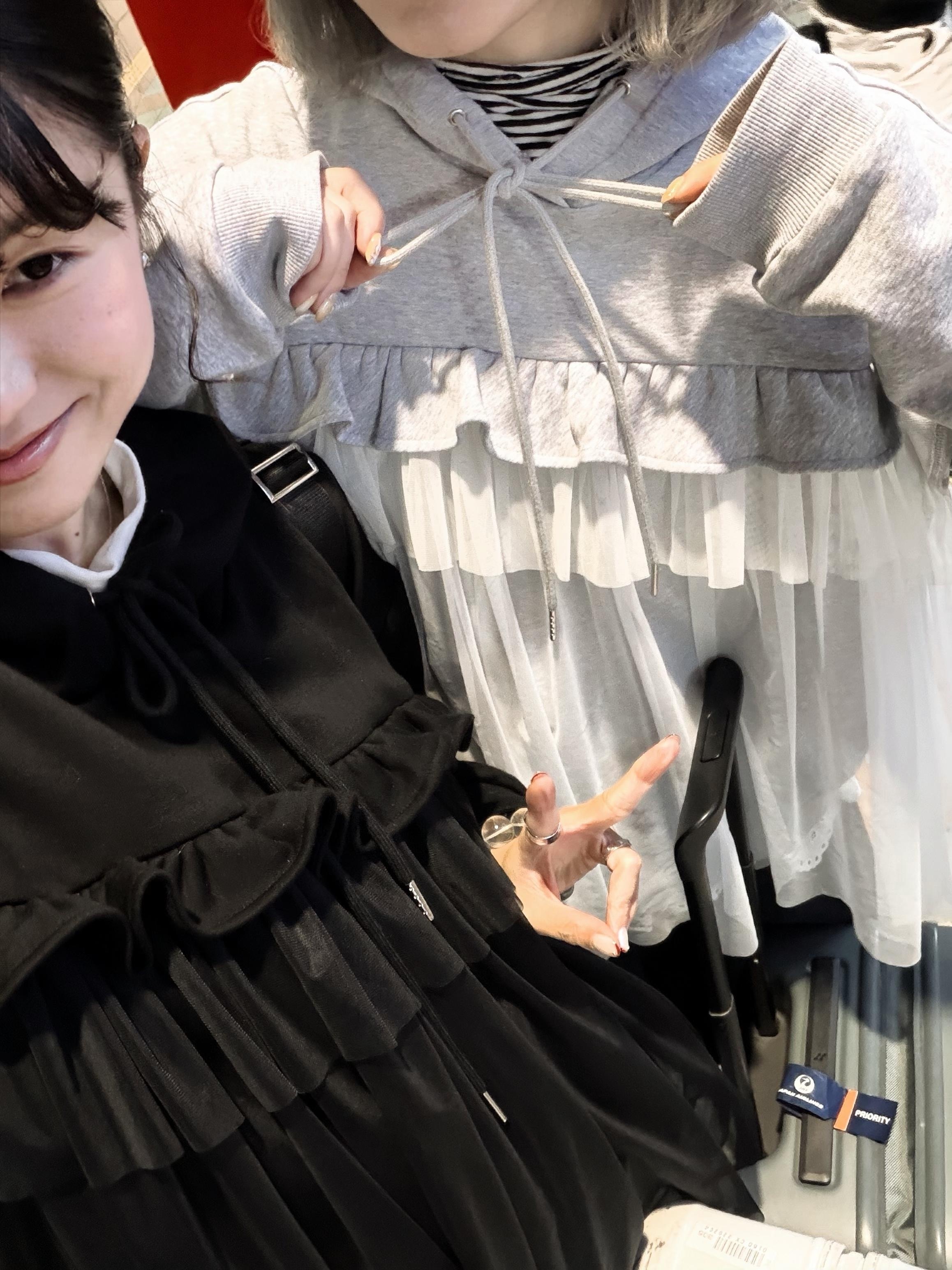 【 Kiki.co Made 】Mesh Ruffle Hoodie - Grey