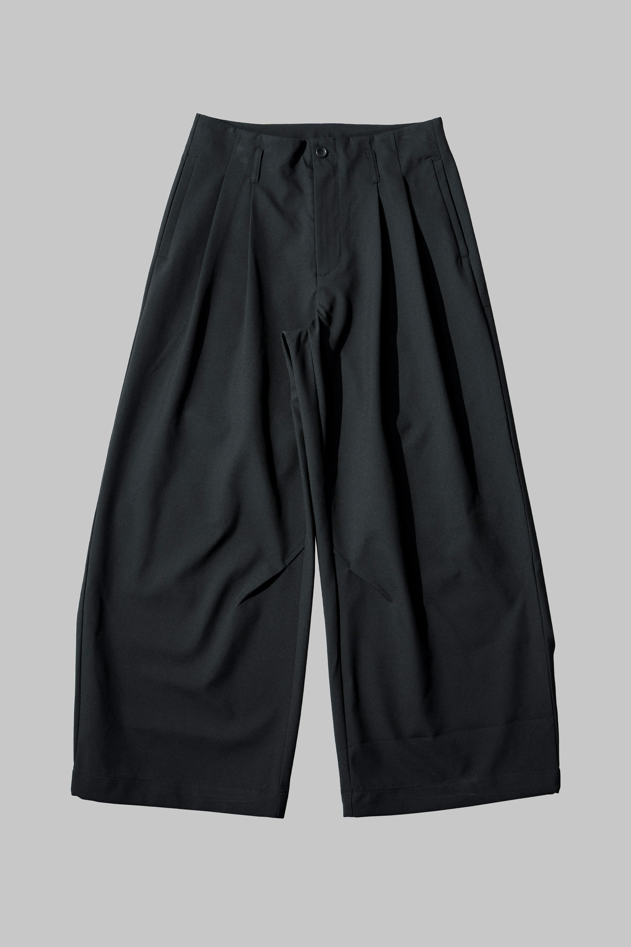 Anonymous Talking x AGILITY｜AA-P01 – 闊腿腰摺西裝褲 (Black)