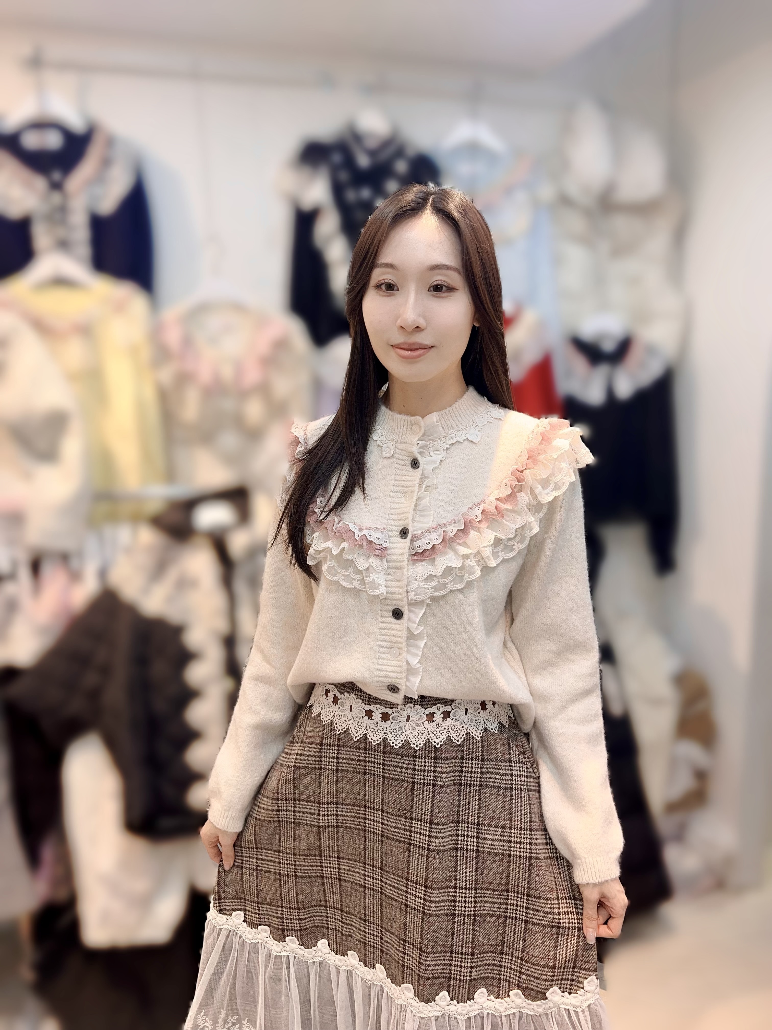 ED26  胸40-52 長20 $389 (一口價)  羊毛10%