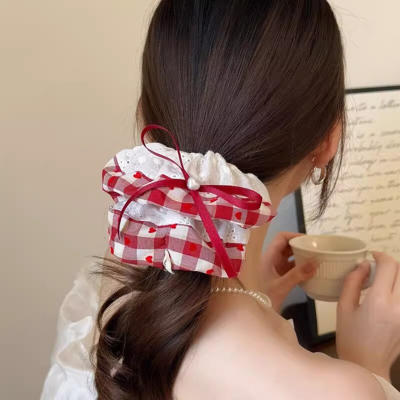 [3 FOR RM10] Red Gingham Heart Scrunchies