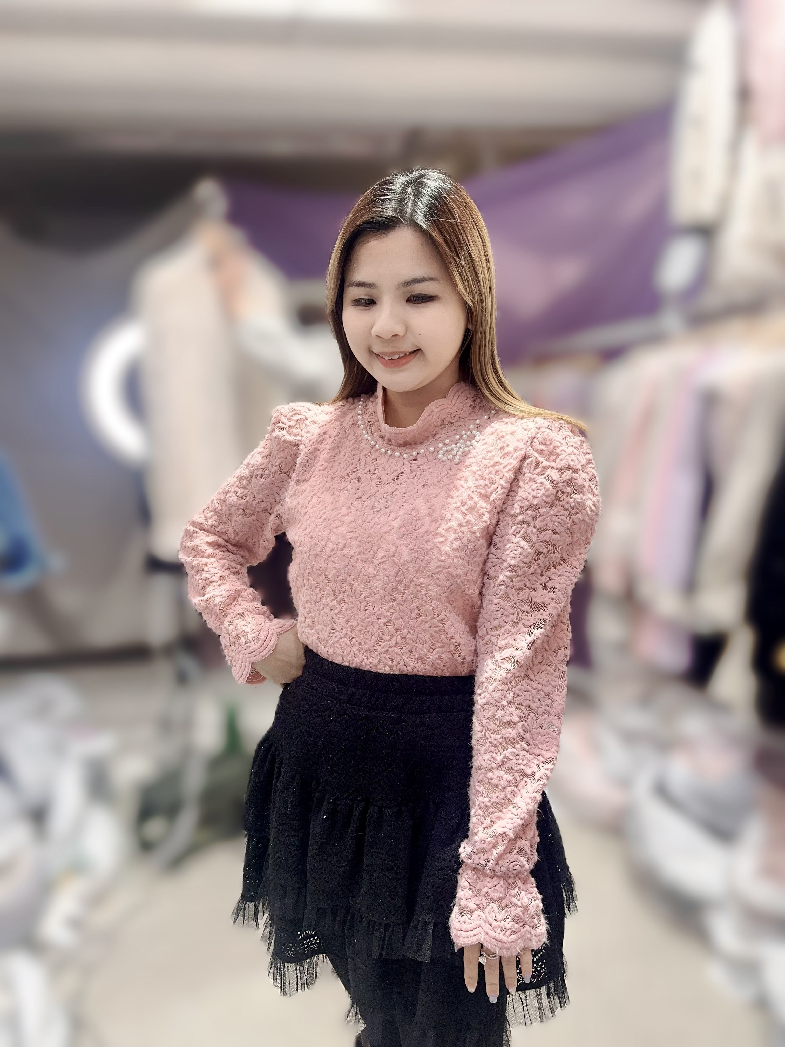 M59  LACE打底王  胸  38 -47  長 22   $429 (一口價)