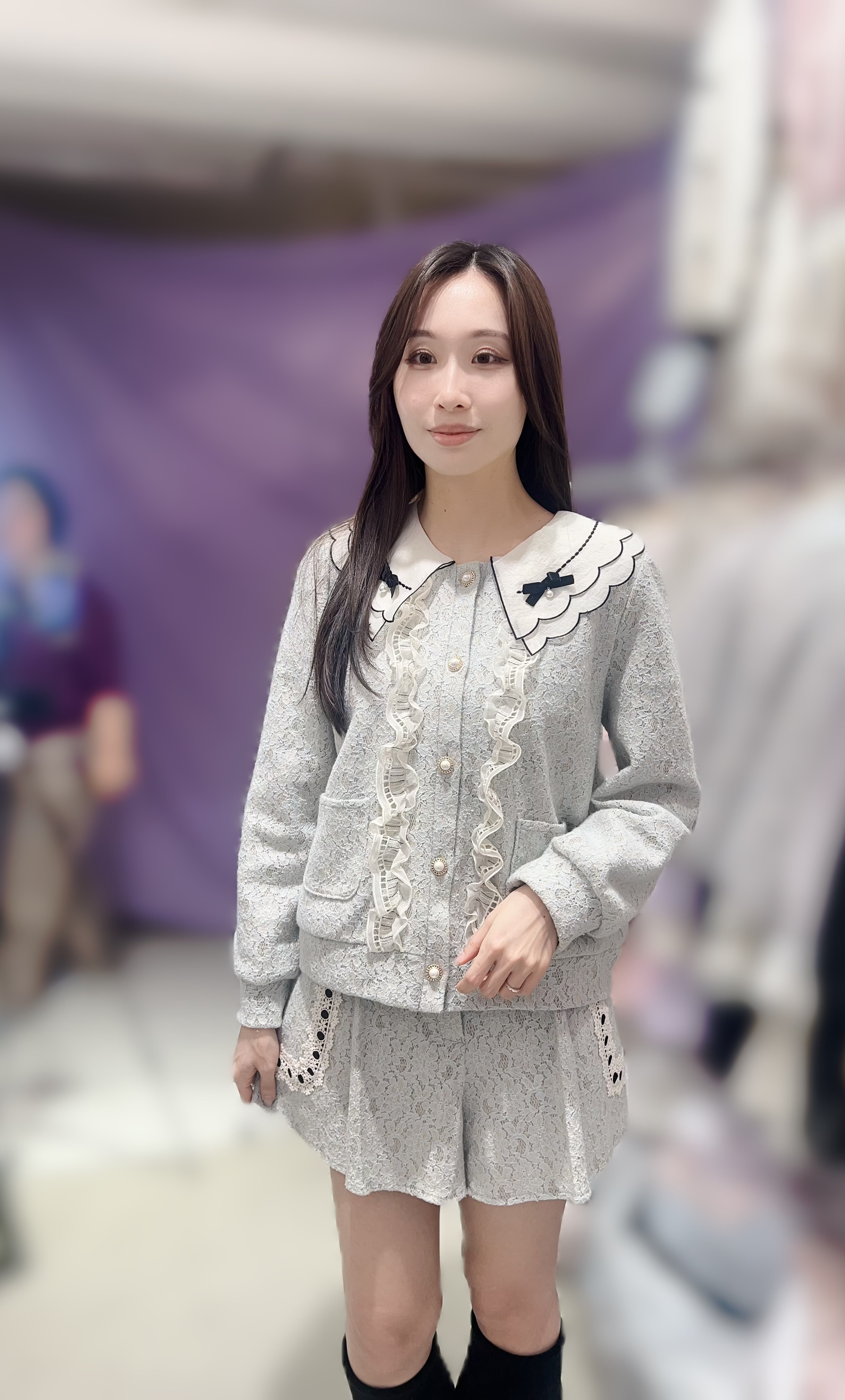 M65  羊毛30 % 胸42 長23 $449 (一口價)