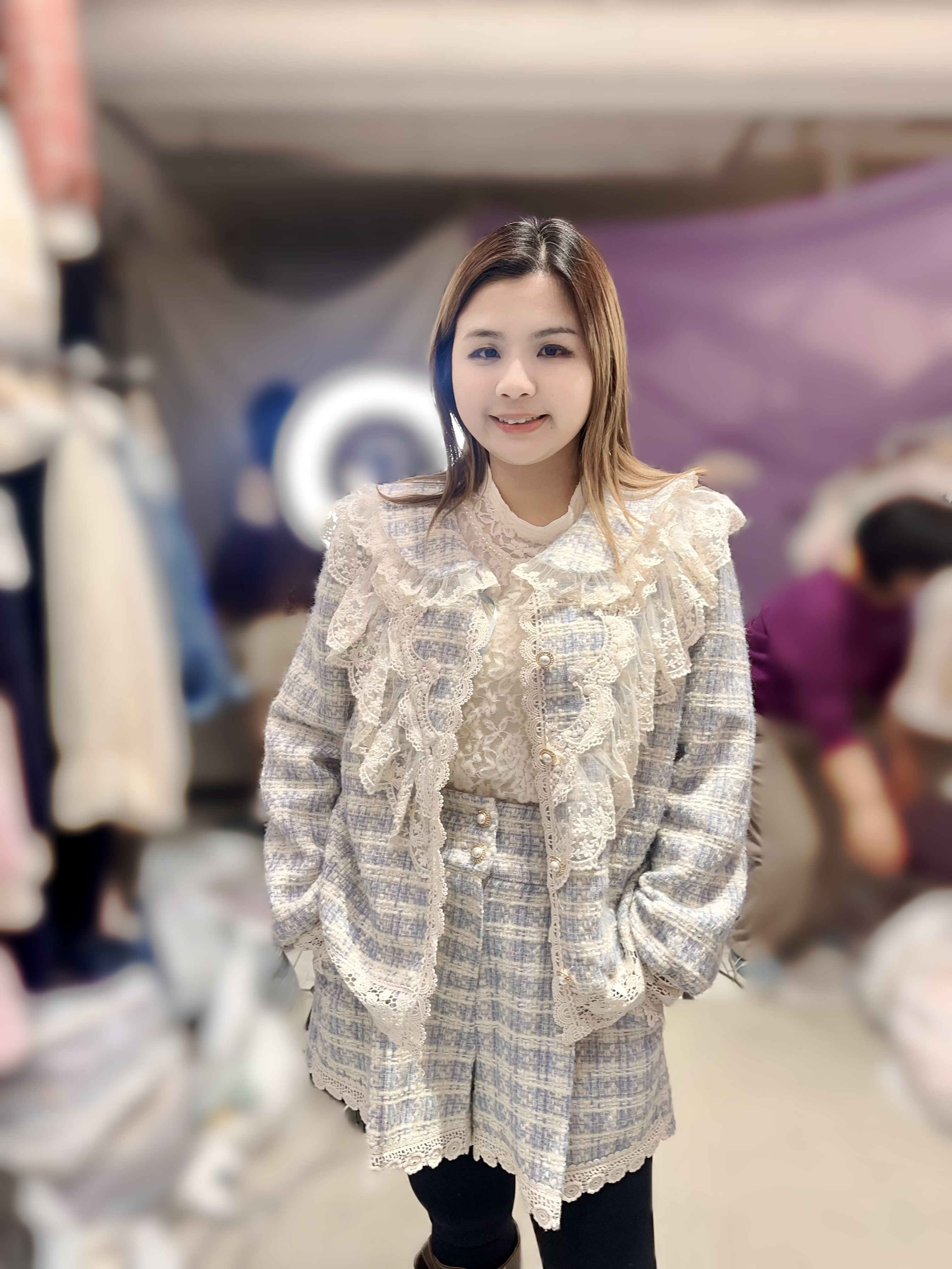 M73  羊毛40%   胸43 長23 $449 (一口價)