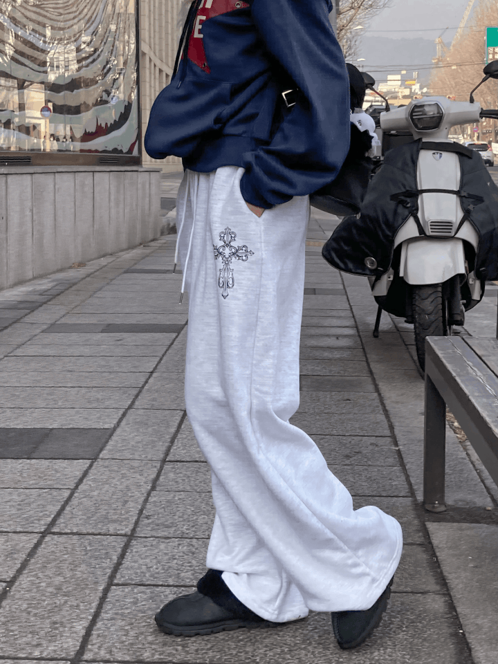 圖騰十字架內絨毛棉褲〈🇰🇷DAY 2〉