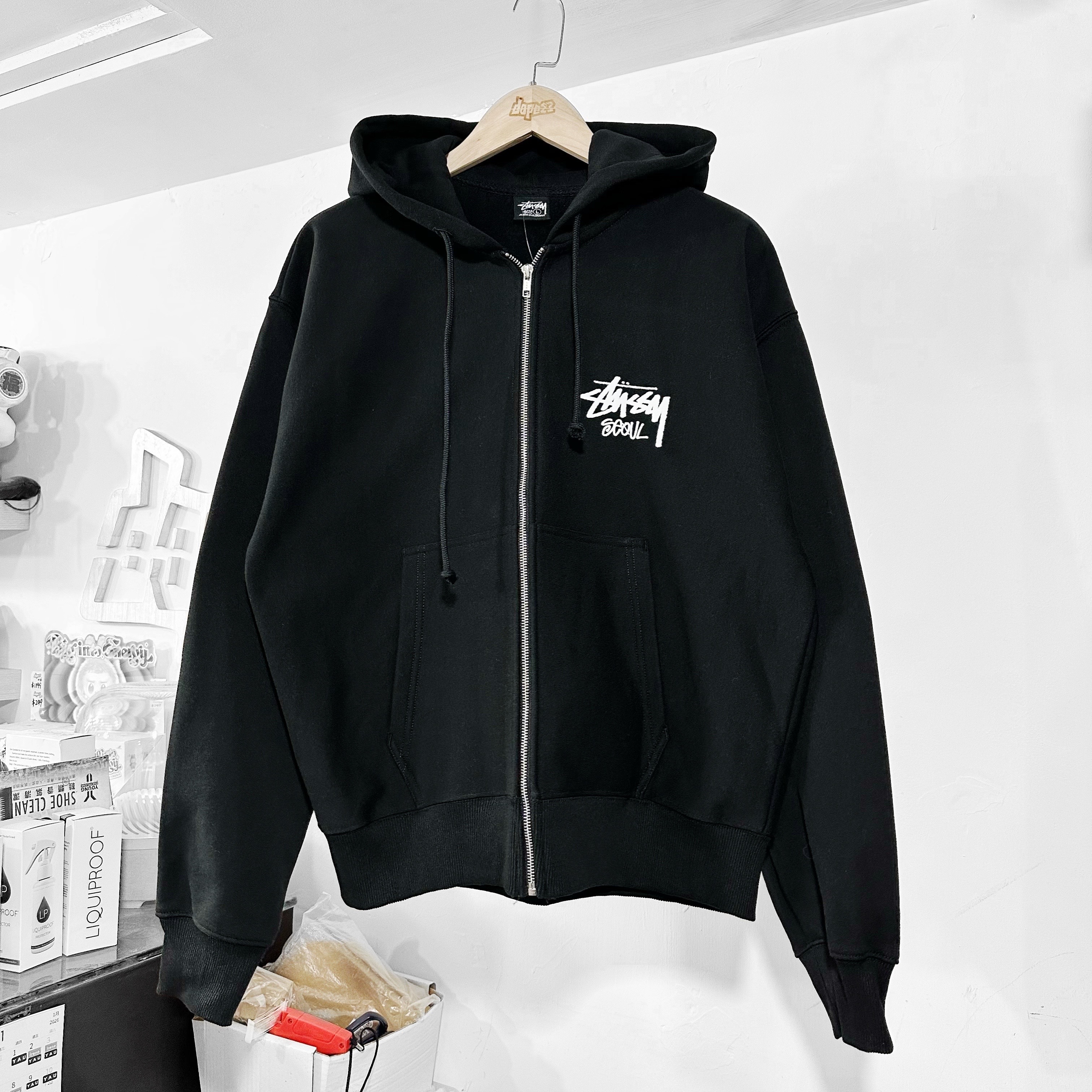 STUSSY STOCK SEOUL SHOP ZIP UP HOODIE 首爾限定 拉鏈外套 BLACK