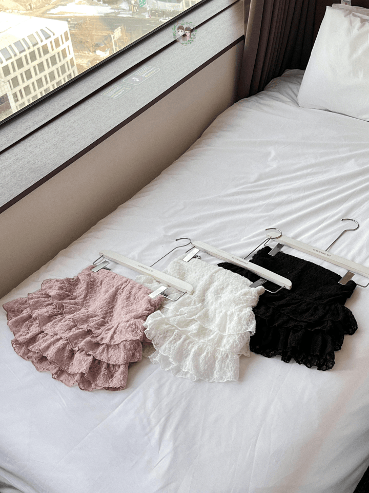 Girly蕾絲加絨蛋糕短裙〈🇰🇷DAY 2〉