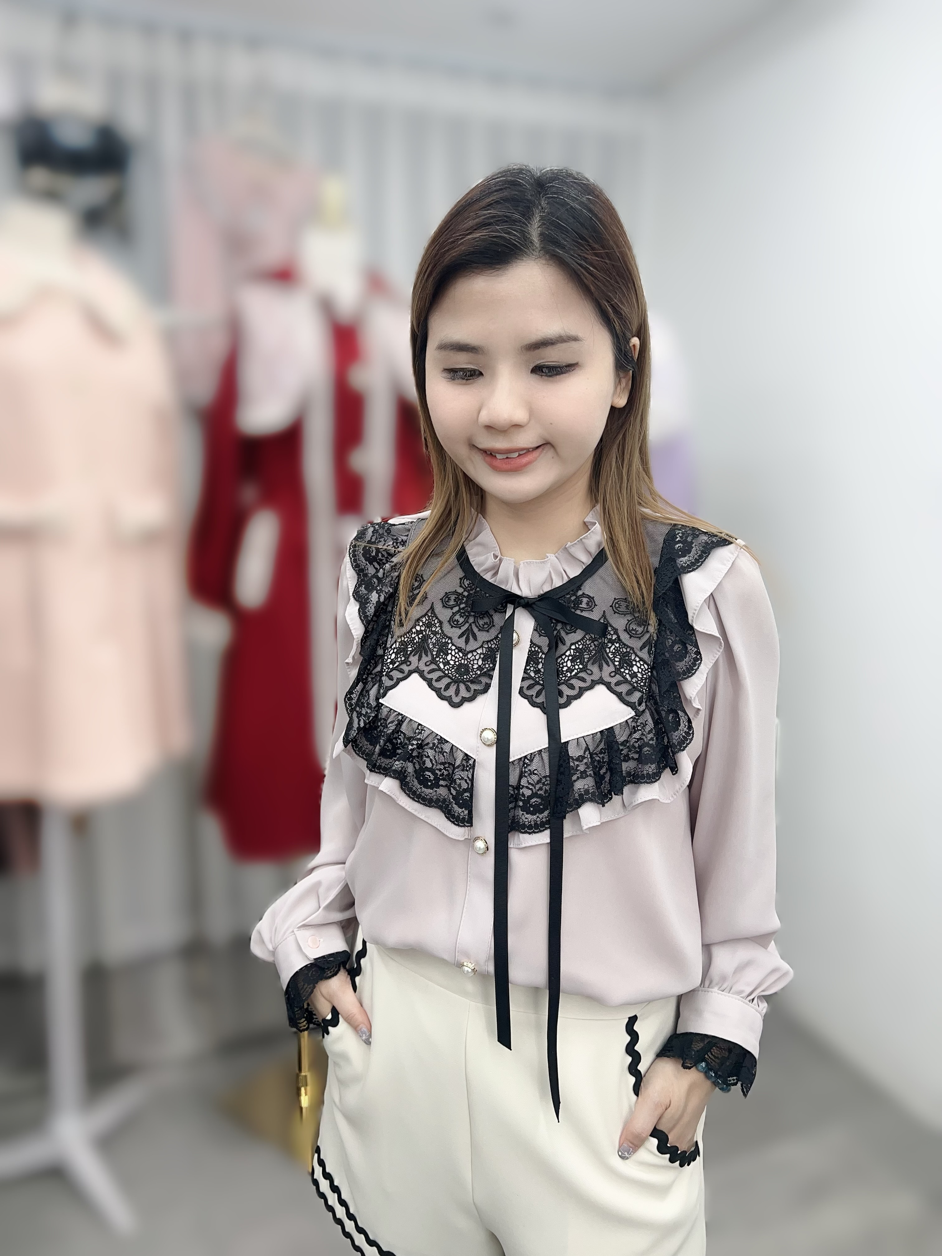 P03  胸42 長26 $509 (一口價)