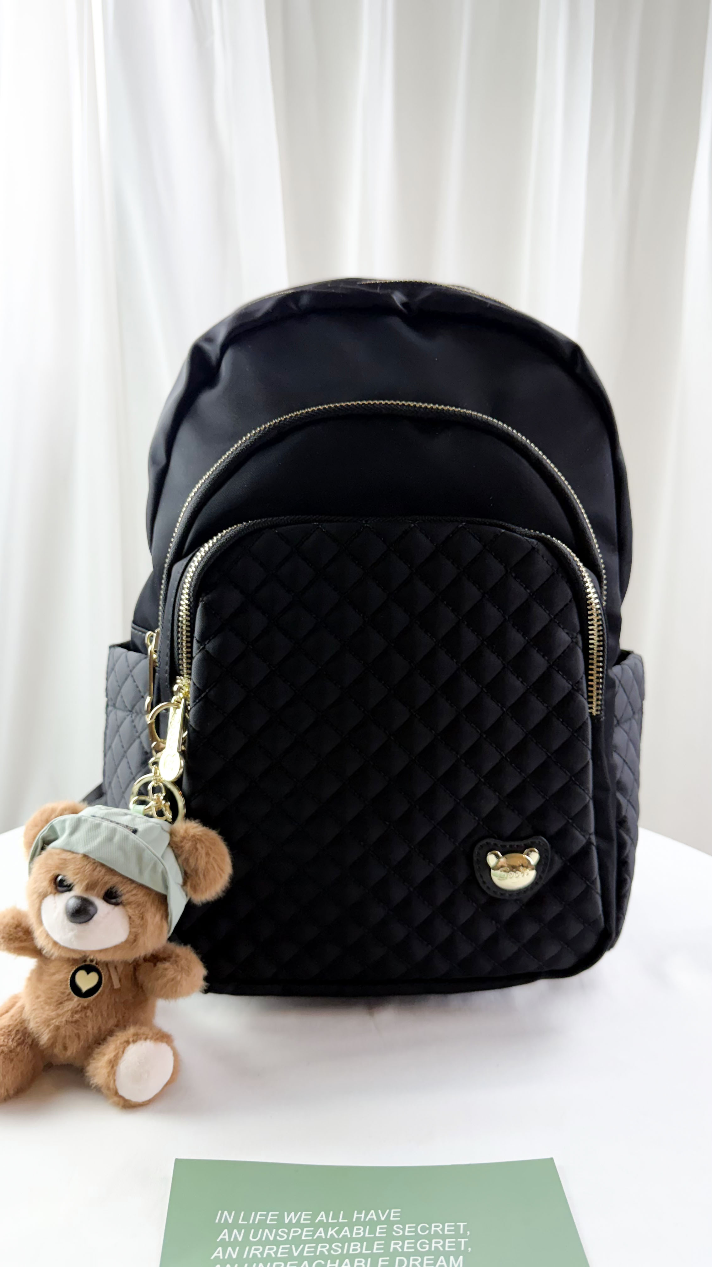 GOODS 黑色菱格紋防潑水後背包 附吊飾  #2847