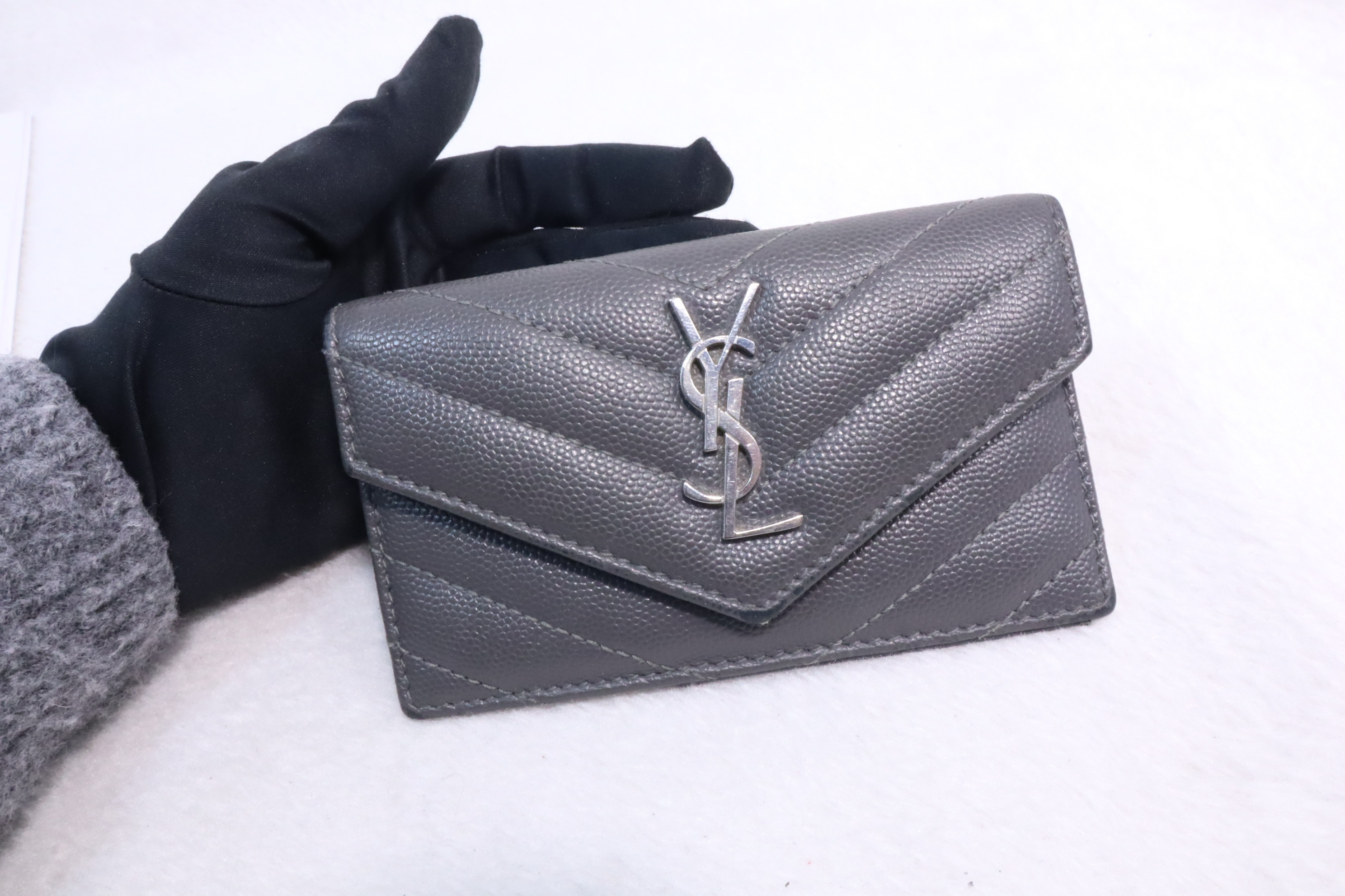 Ysl card holder 🩶 （現貨）