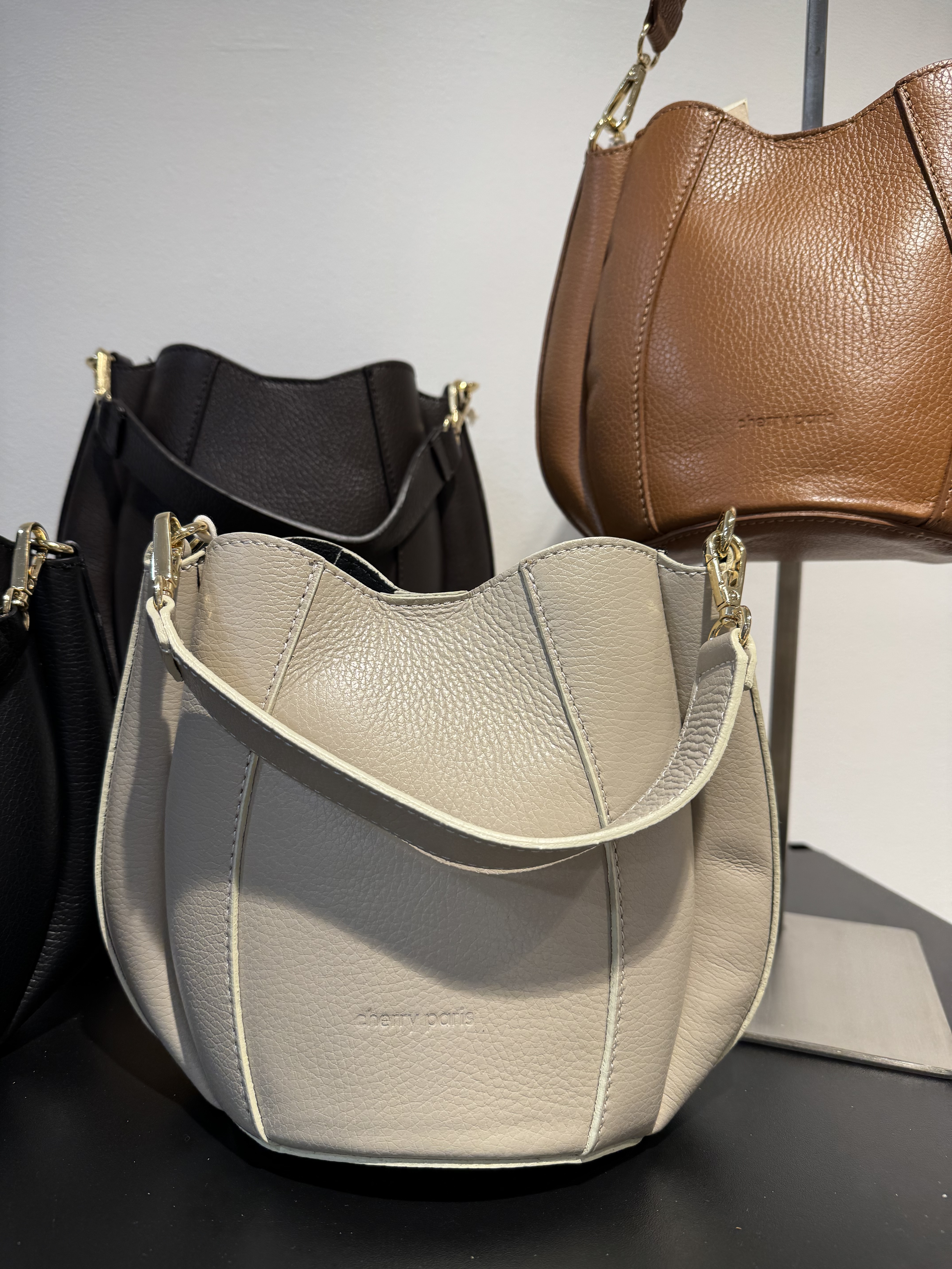 Cherry Paris Leather ODÉLIA - 4204 Granite 花崗岩 (杏色)