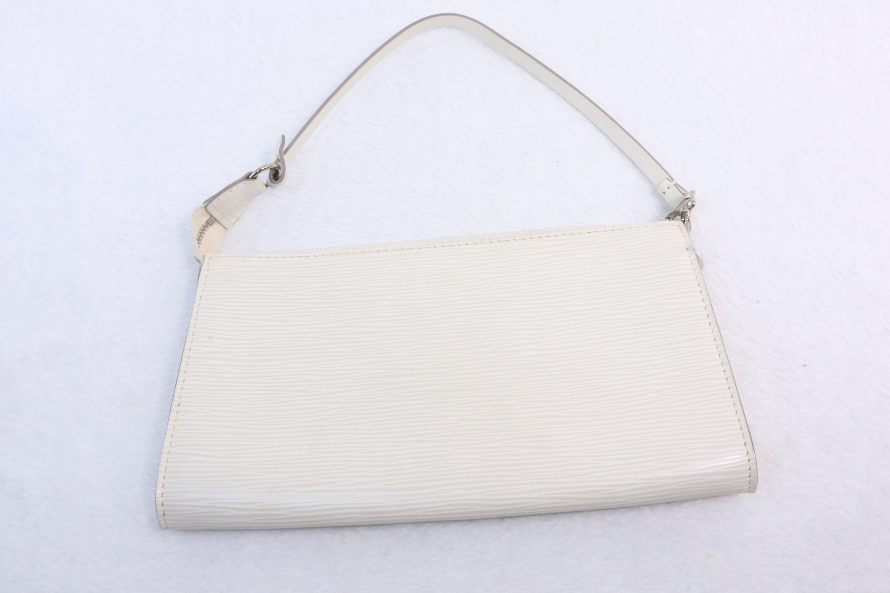 Lv Epi 白色🤍  （現貨）