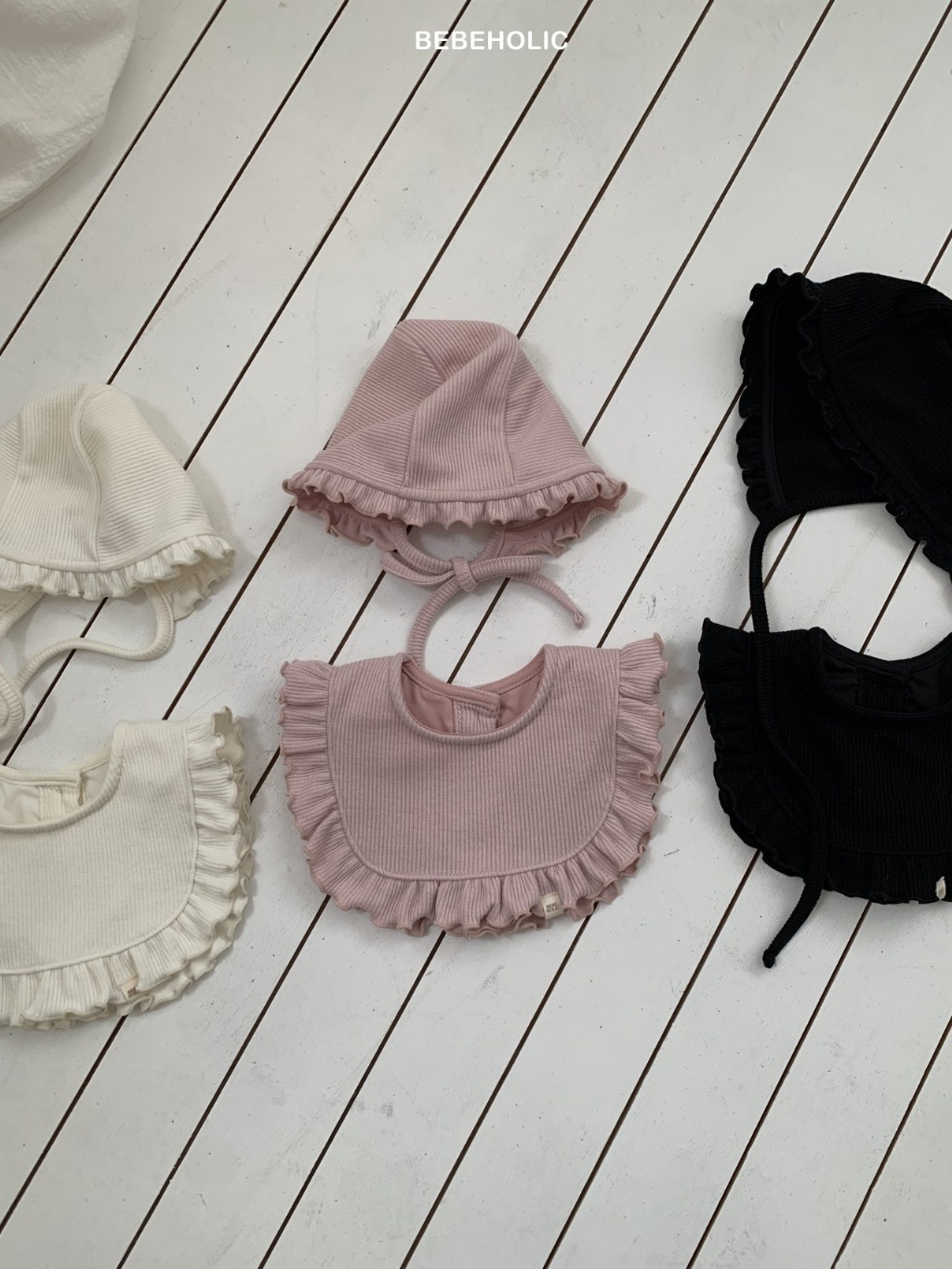 正韓春bebeholic 嫩嬰1+1帽子圍兜組