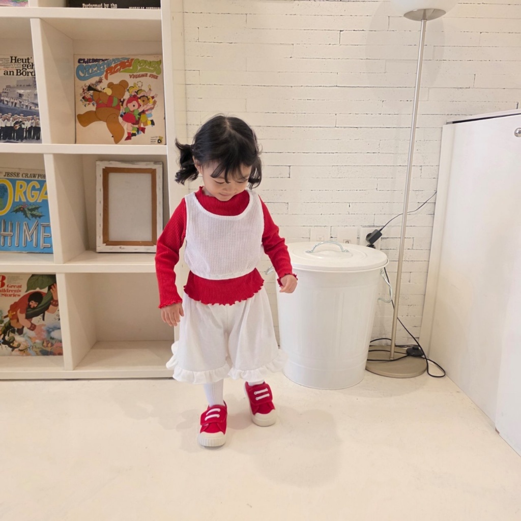 正韓春COLOR 兩色經典黑白疊穿背心