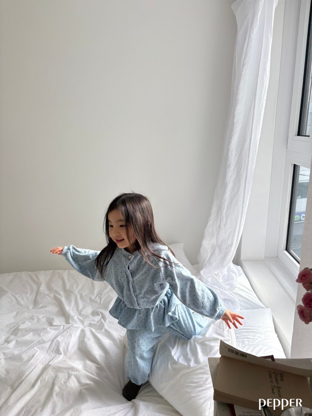 正韓春Pepper  兩色溫柔點點外套