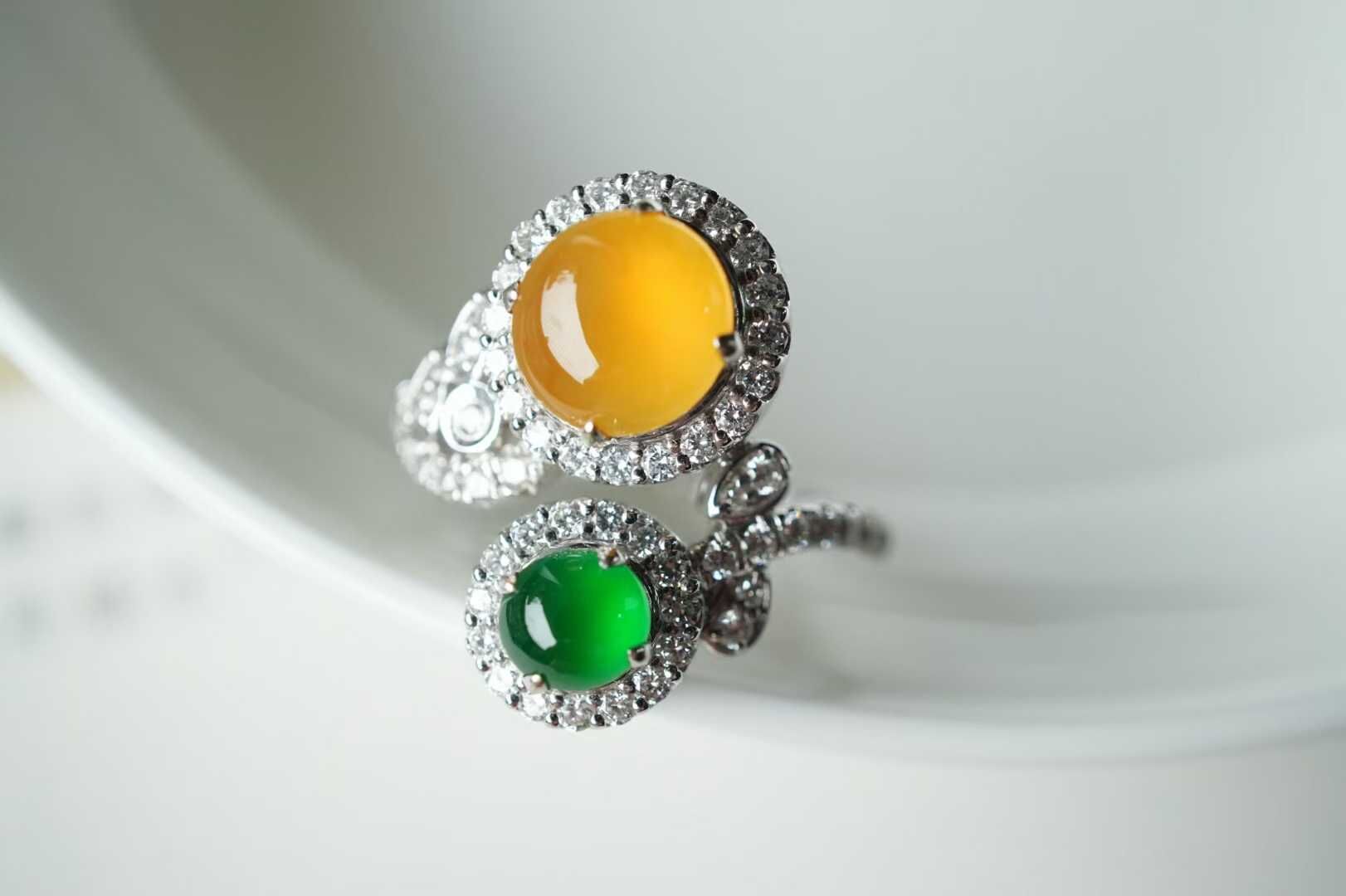 1884 翡翠雙蛋戒指