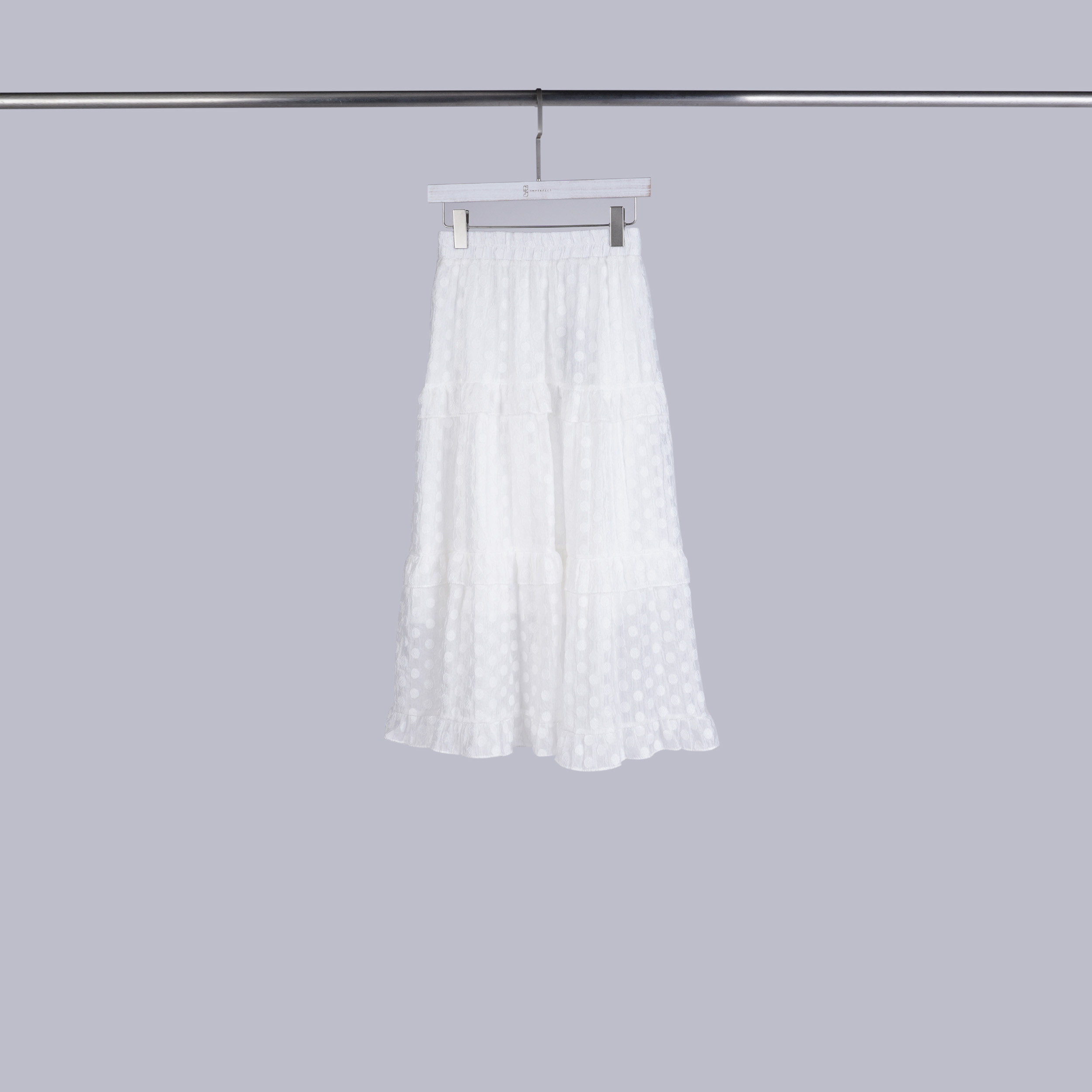 浪漫點點蛋糕裙 | 百搭白