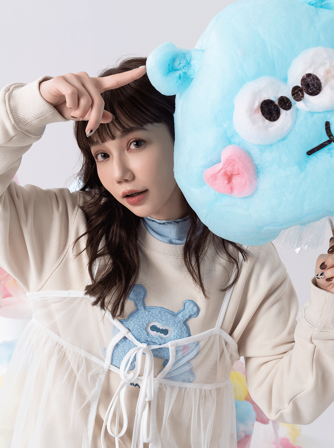 【期間限定】中性小怪物毛絨大學T