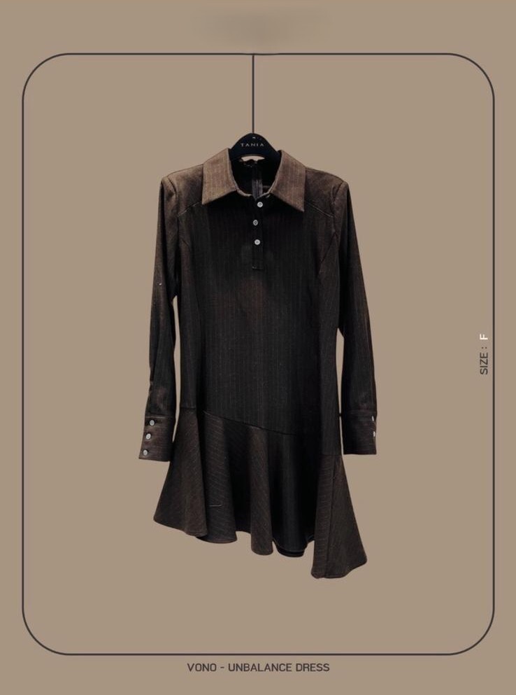 TA06  連身裙 胸41 腰36  HIP40   長29.5 - 32.5  $699 (一口價)