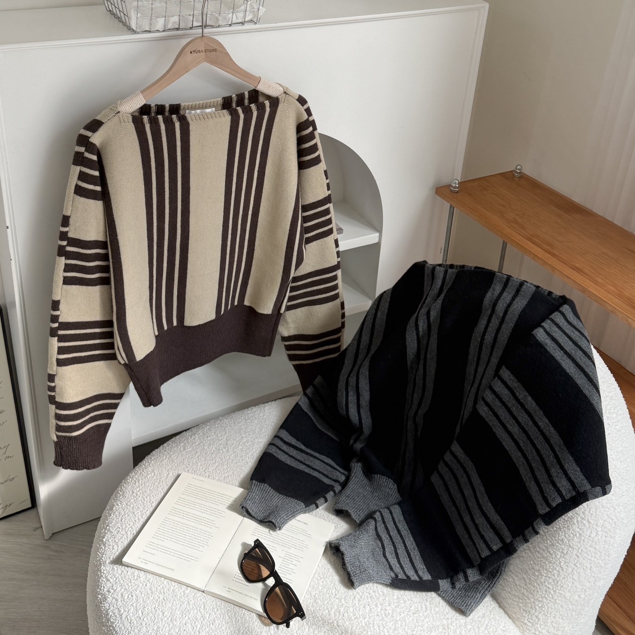 直條紋撞色斜肩領針織上衣 20298