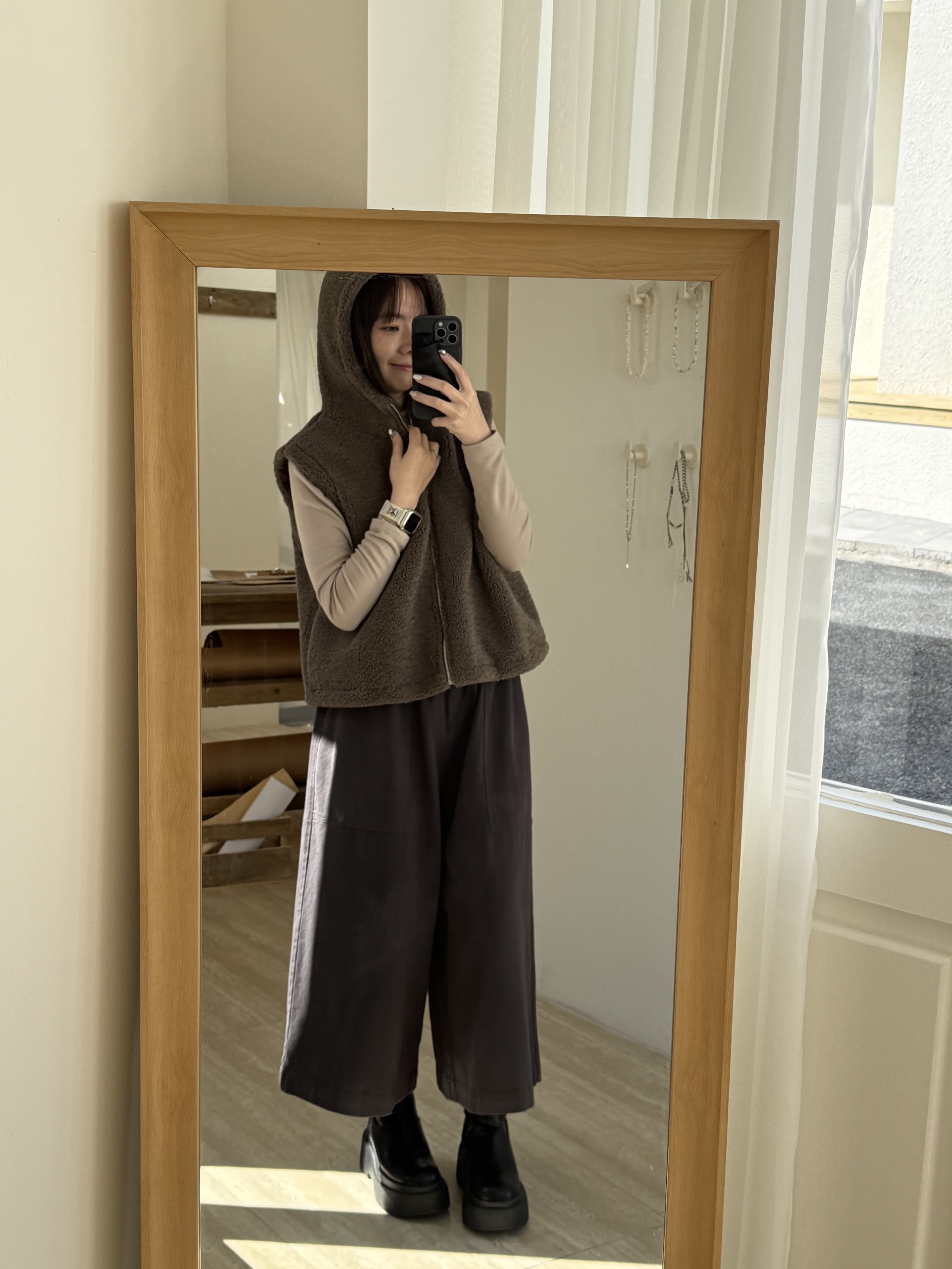 立領連帽羊羔毛背心