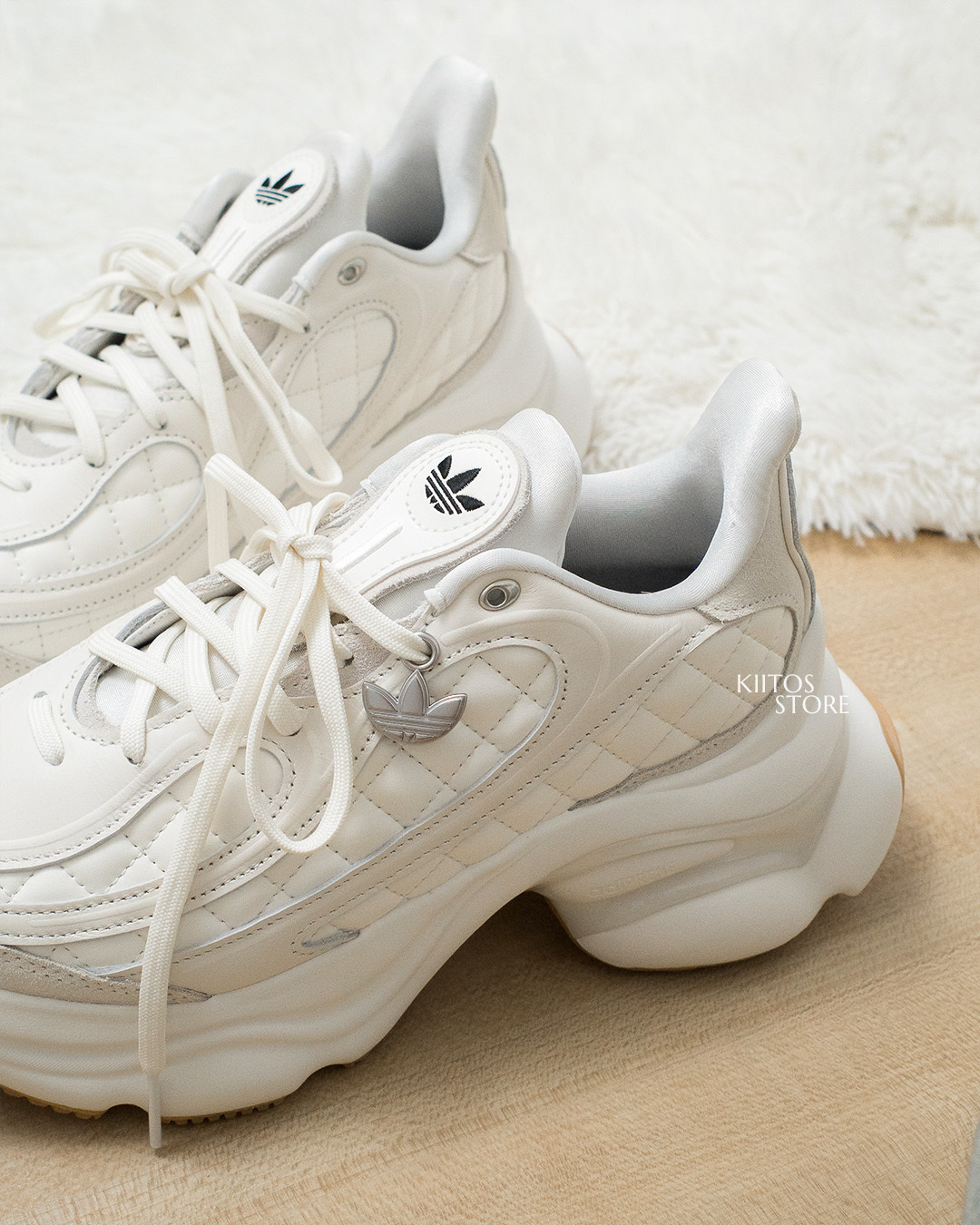 【預購】Adidas Ozvenuz 浮蝶鞋 奶油白 小香風 菱格紋 厚底 老爹鞋 HQ2643