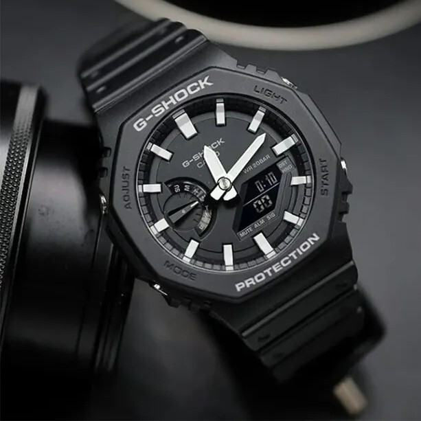 【CASIO 卡西歐】 G-SHOCK 八角設計 農家橡樹 世界時間多功能耐衝擊數位雙顯 雙顯手錶 GA-2100-1A