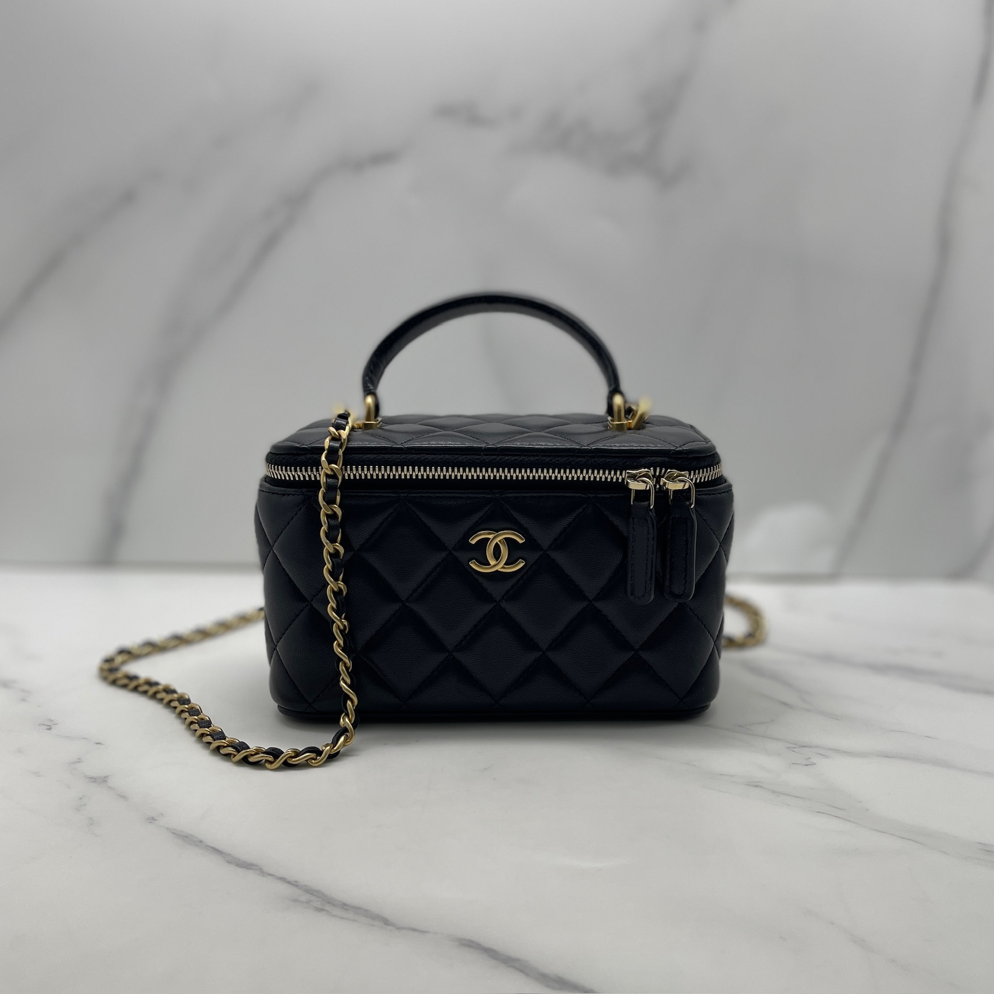 Chanel Vanity Case With Handle (Black / Ghw)
