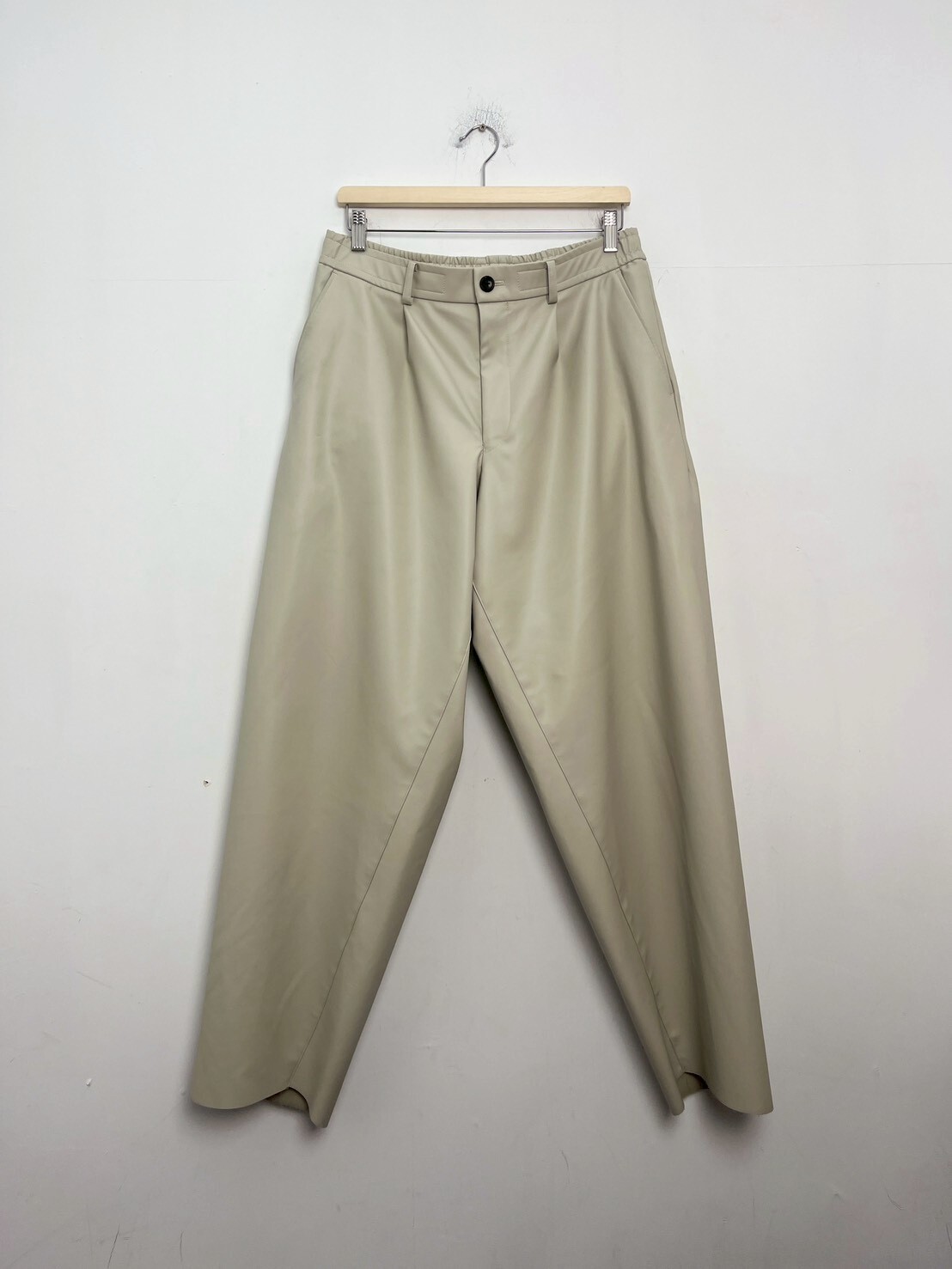 N.HOOLYWOOD 1TUCK EASY TROUSERS SIZE 40