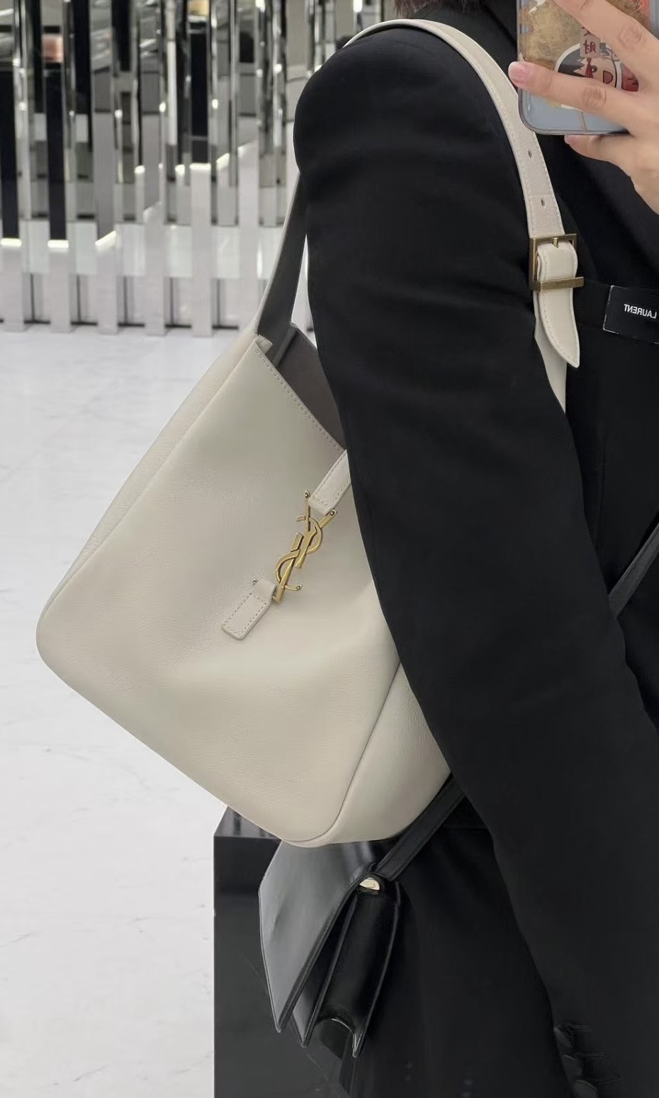 SAINT LAURENT YSL LE5À7小號白色金扣皮革手袋