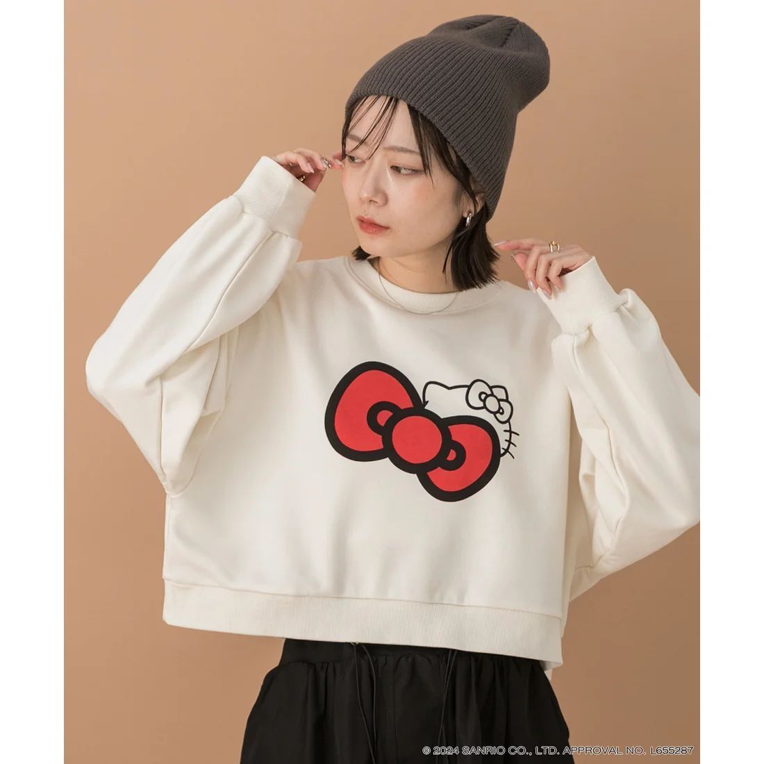 26034-KT Sanrio Hello Kitty 大蝴蝶結短版過頭笠衛衣 象牙色 #JP-MGS26