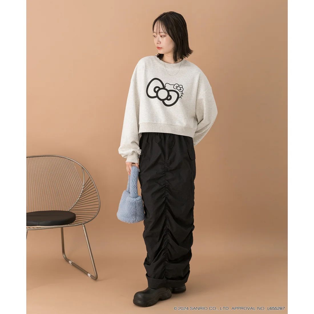 26034-KT Sanrio Hello Kitty 大蝴蝶結短版過頭笠衛衣 燕麥色 #JP-MGS26