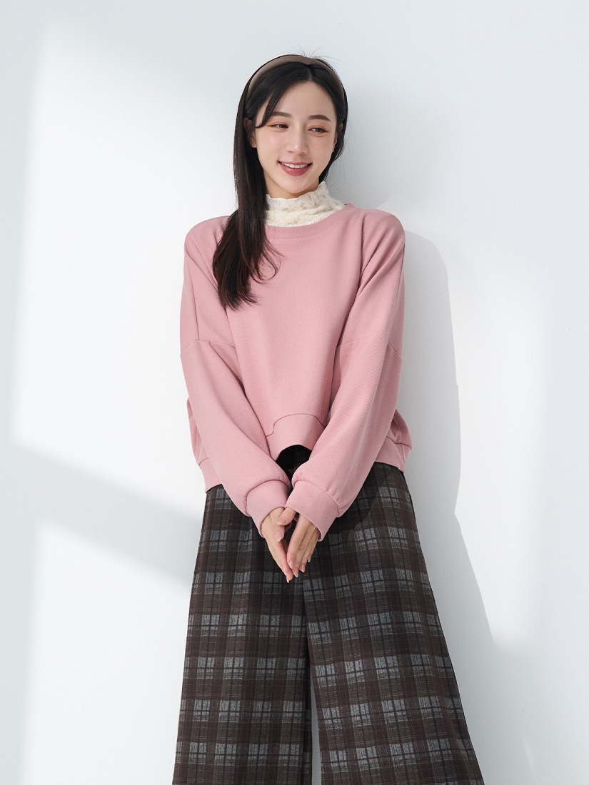 質感落肩上衣半高領蕾絲內搭顯瘦八分直筒褲組合