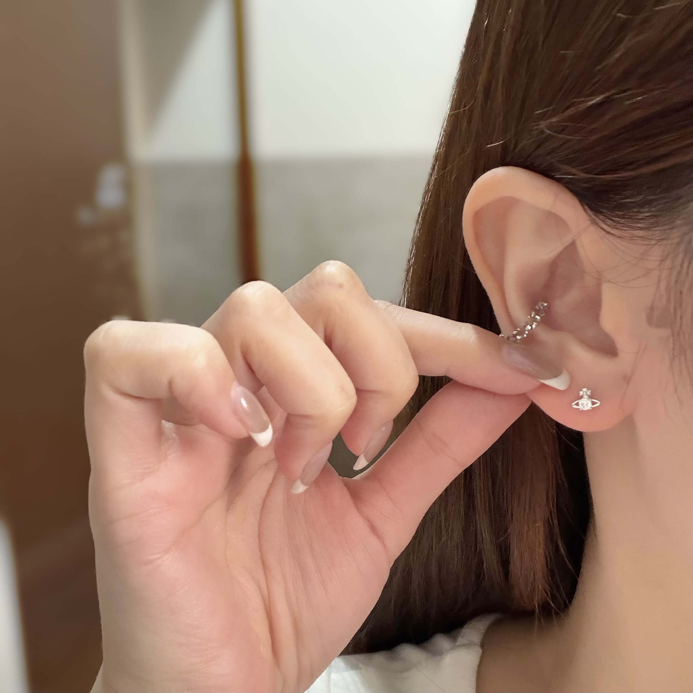 V203【輕奢】單鑽星球純銀鎖針