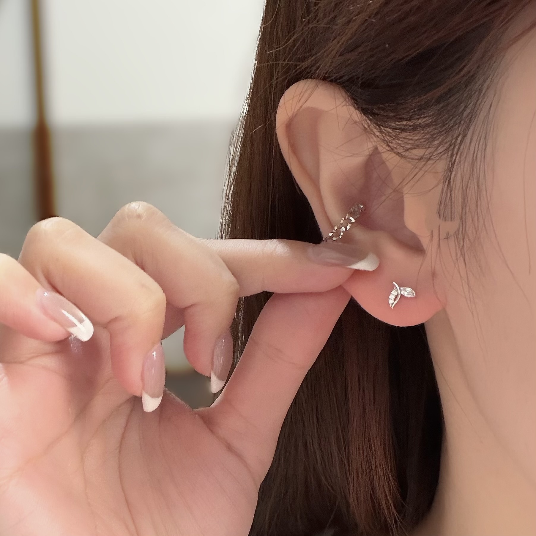 V199【輕奢】排鑽魚尾純銀鎖針