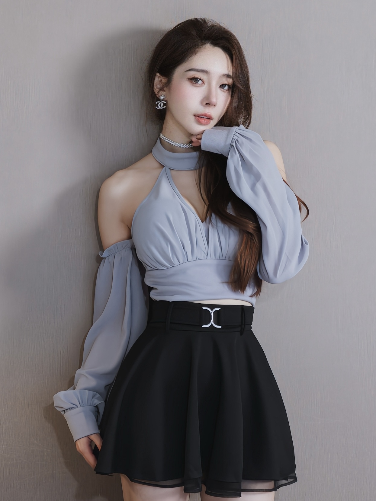 🤍甜美脖圈深V雪紡上衣（灰色均碼）