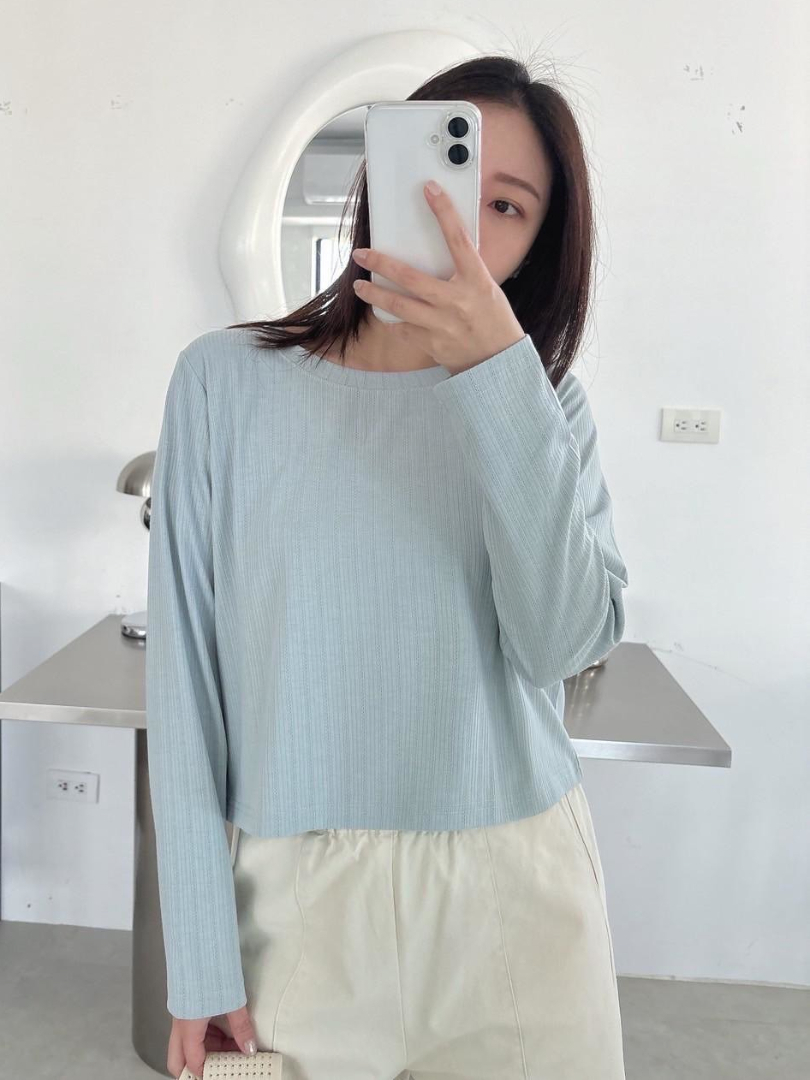 柔軟親膚不貼身｜韓系日常顯比例上衣推薦